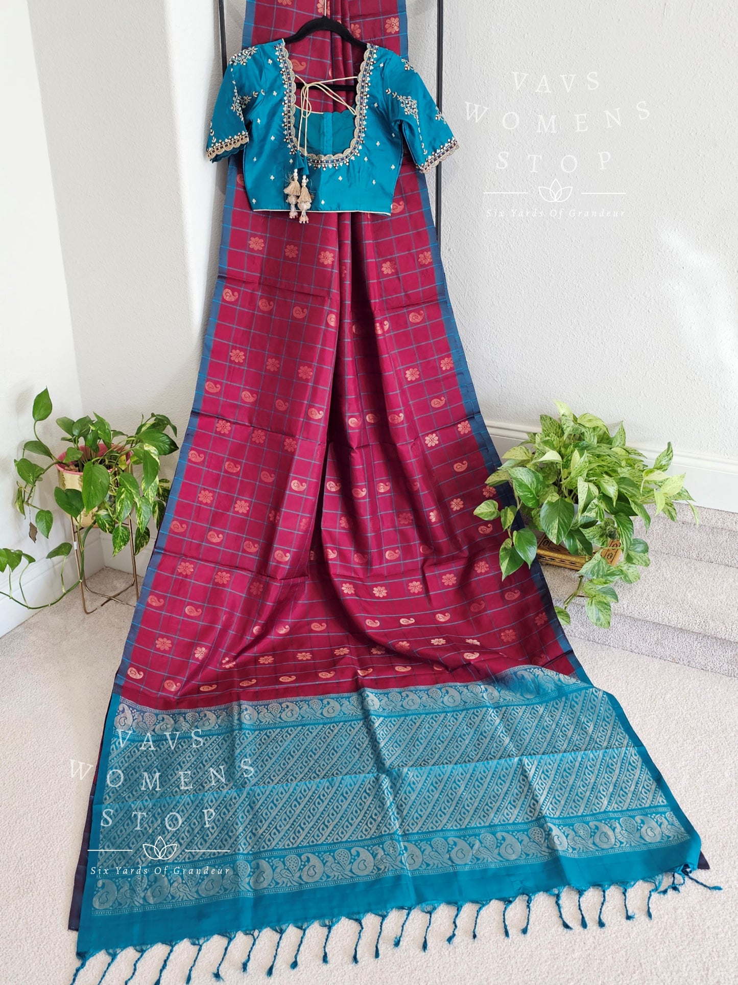 Borderless Pure Kanchi Soft Silk Saree - Maggam Blouse