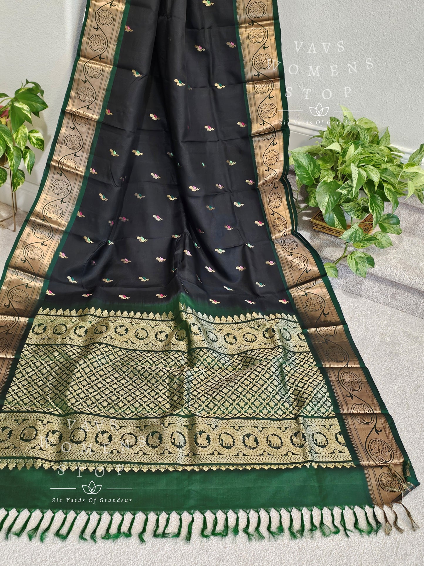 Pure Kanchi Soft Silk Saree - Blouse