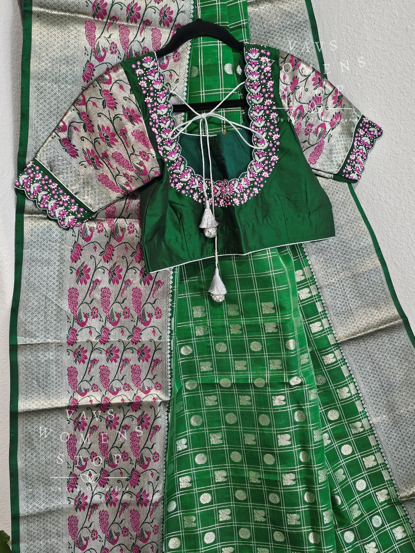 Pure Venkatagiri Pattu Paithani Border Saree - Maggam Blouse