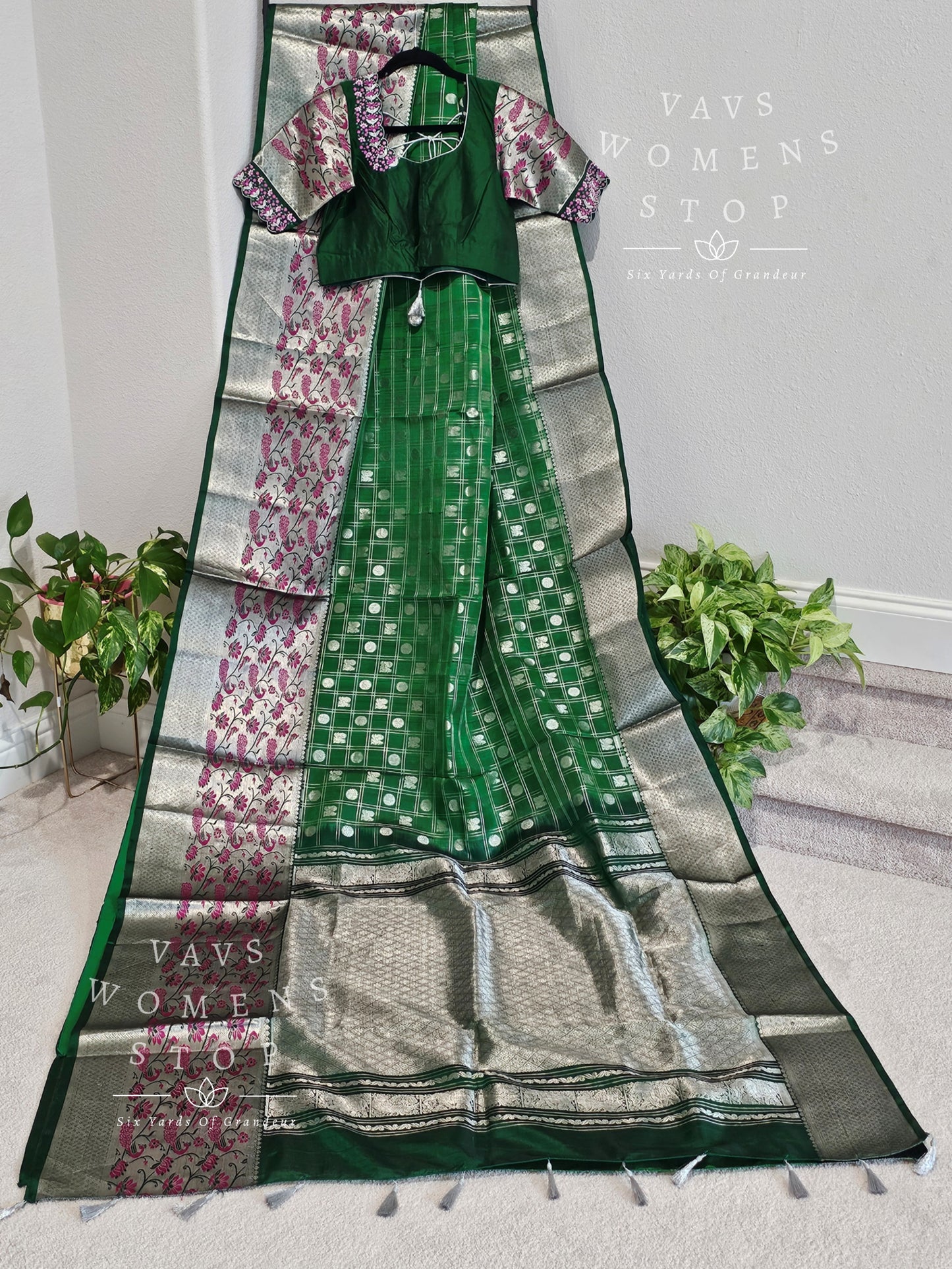 Pure Venkatagiri Pattu Paithani Border Saree - Maggam Blouse