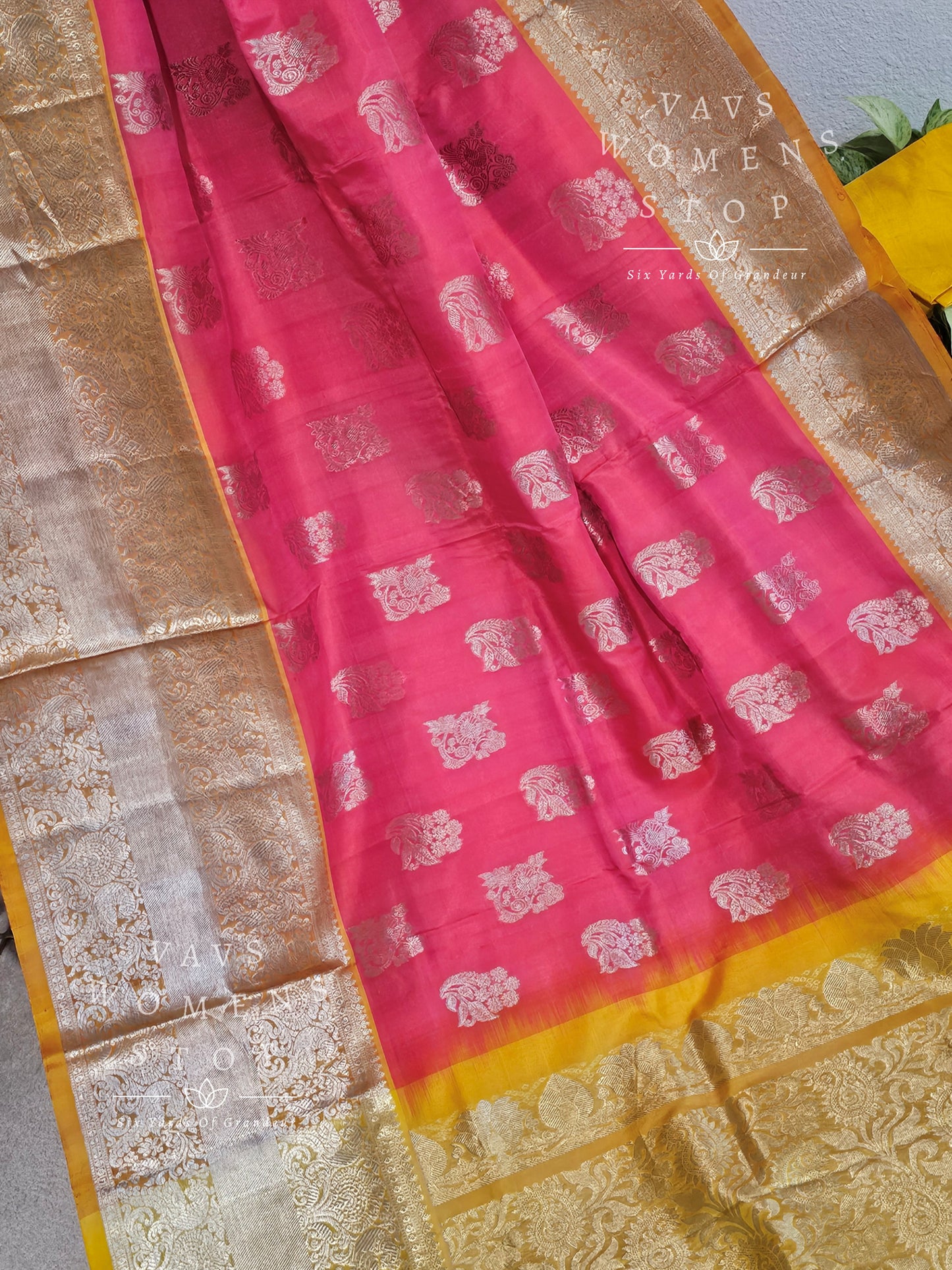 Pure Venkatagiri Pattu Saree - Blouse