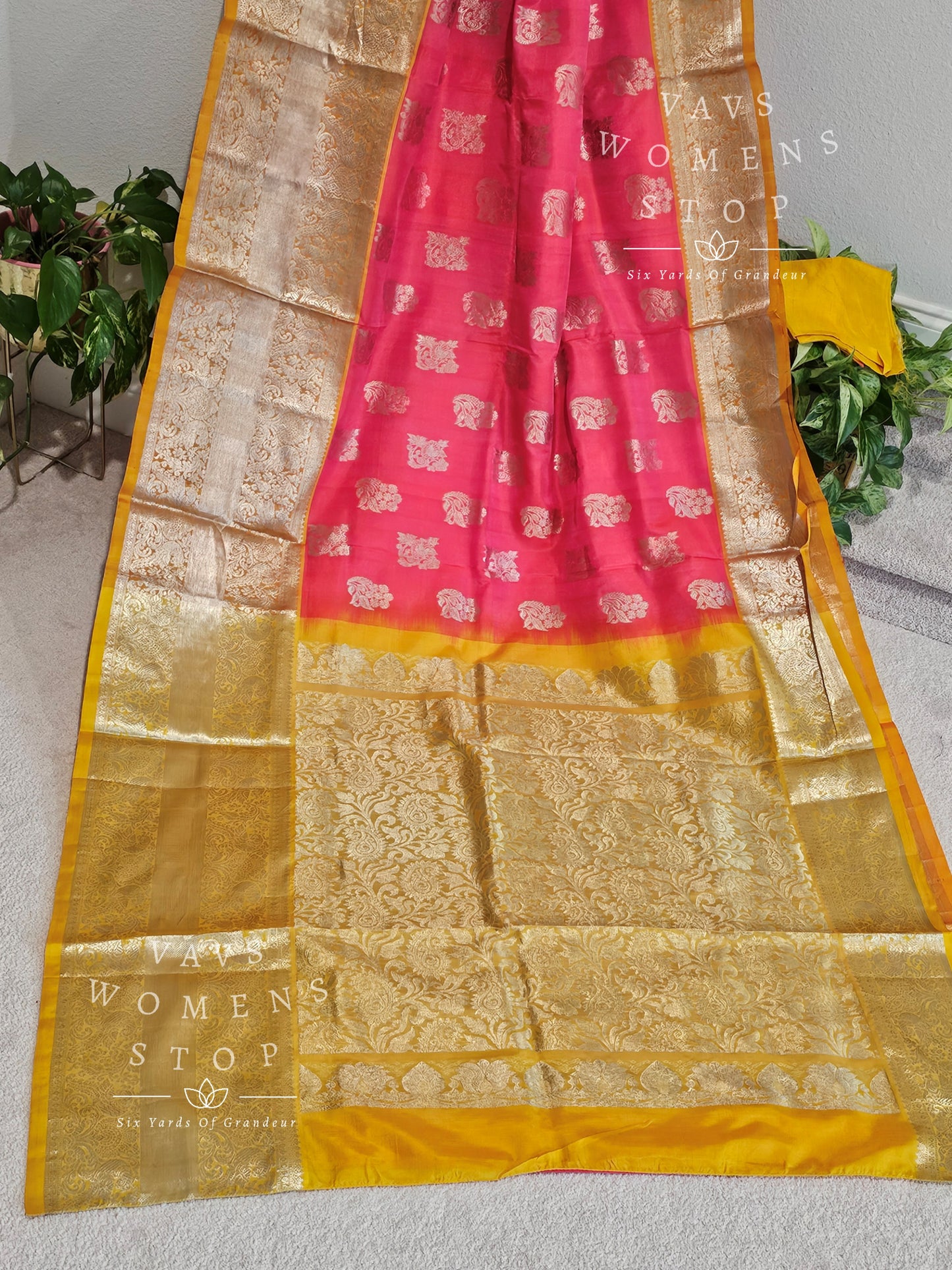 Pure Venkatagiri Pattu Saree - Blouse