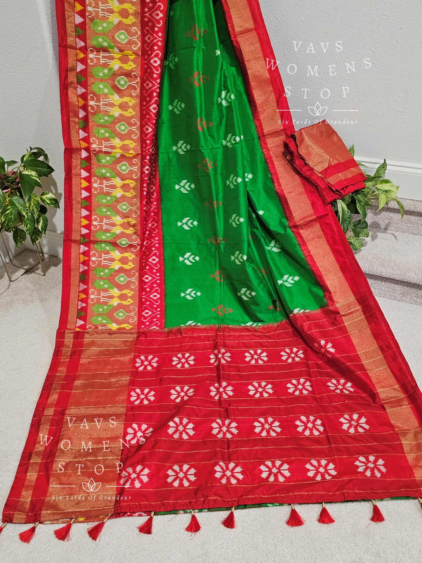 Pure Ikkat Pochampally Saree - Pure Rawsilk Maggam Blouse