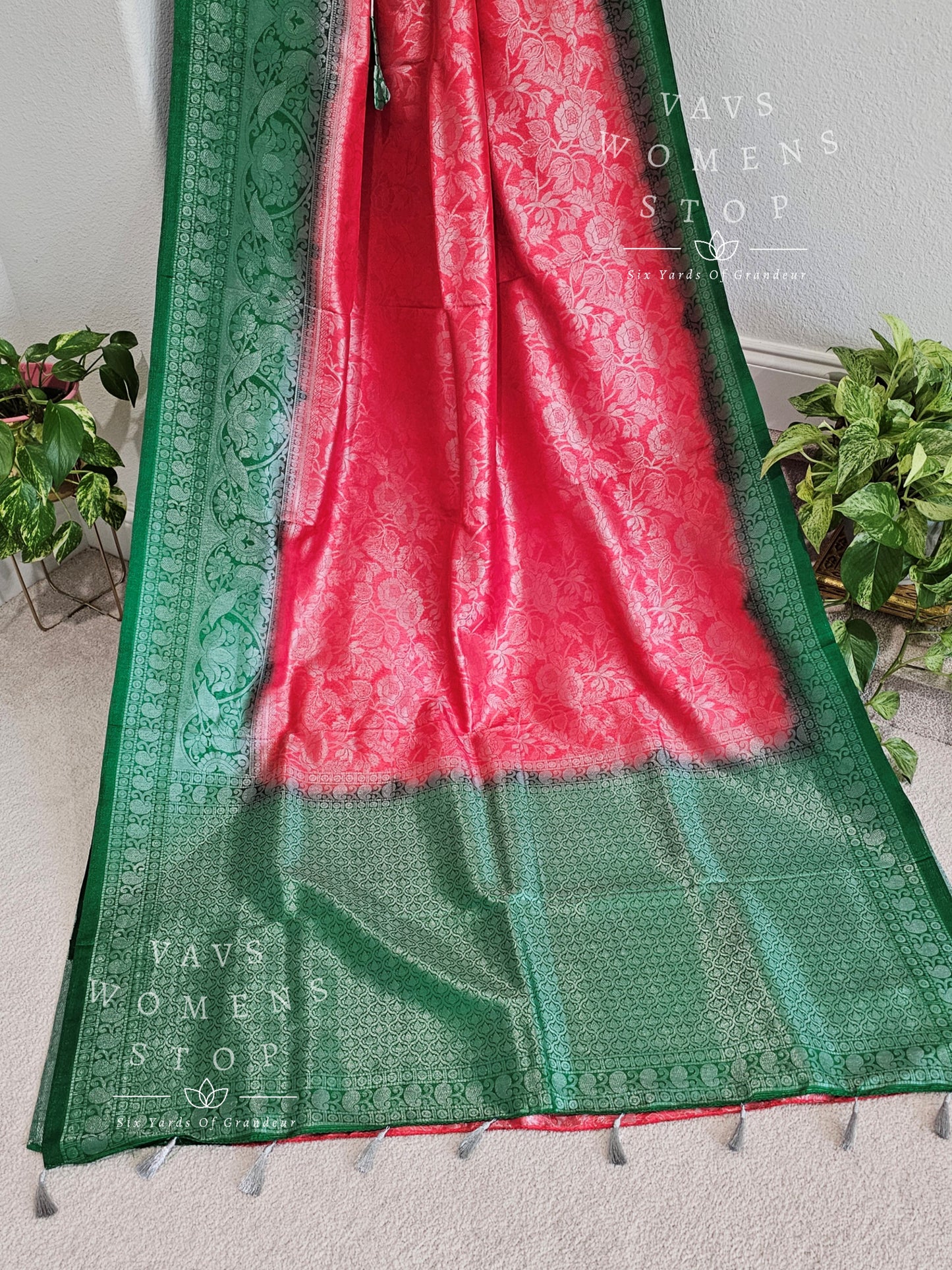 Benarasi Kubera Silk Saree - Blouse
