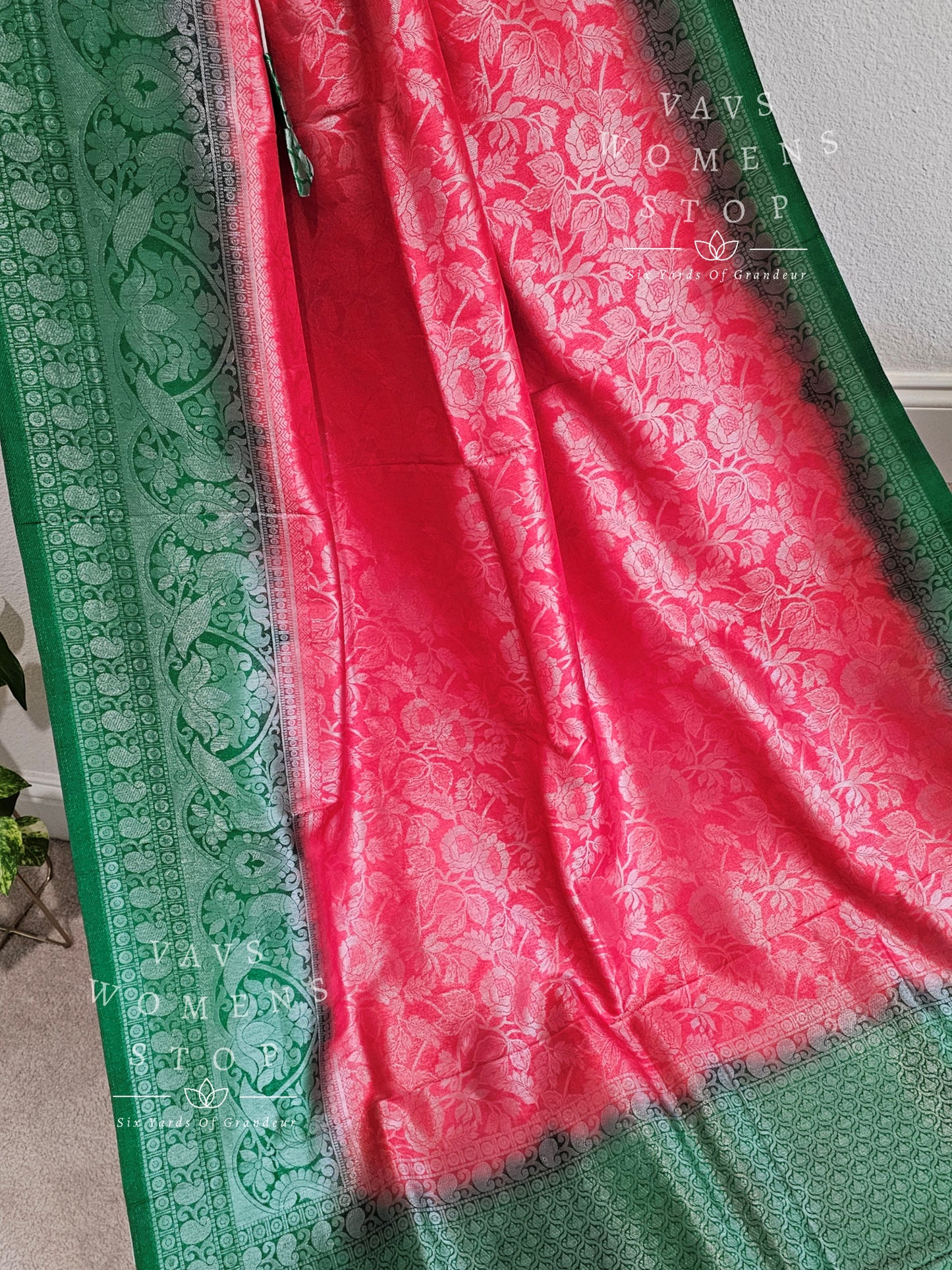 Benarasi Kubera Silk Saree - Blouse