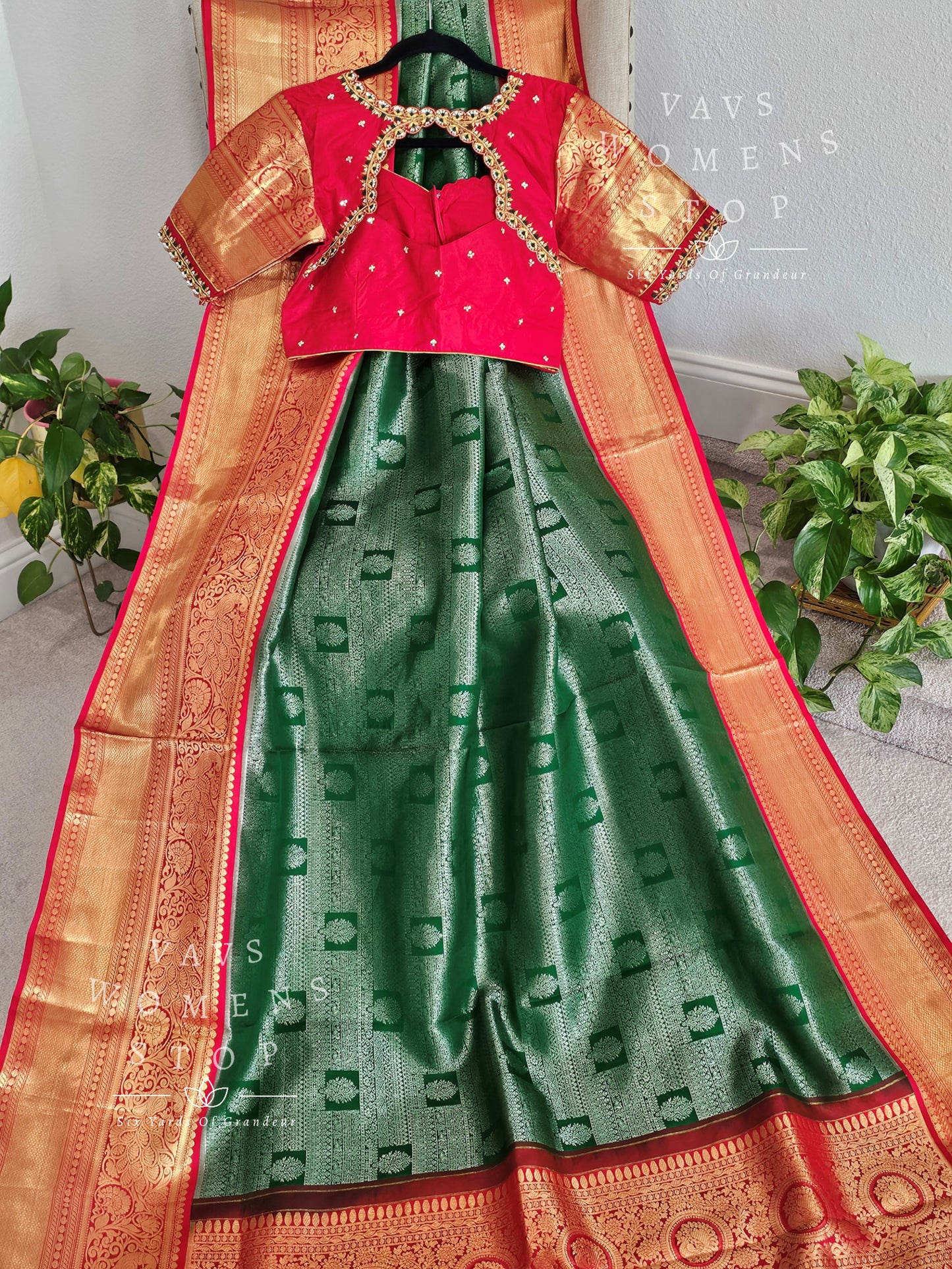 Pure Kanchi Pattu Tissue Brocade Silk Saree - Maggam Blouse