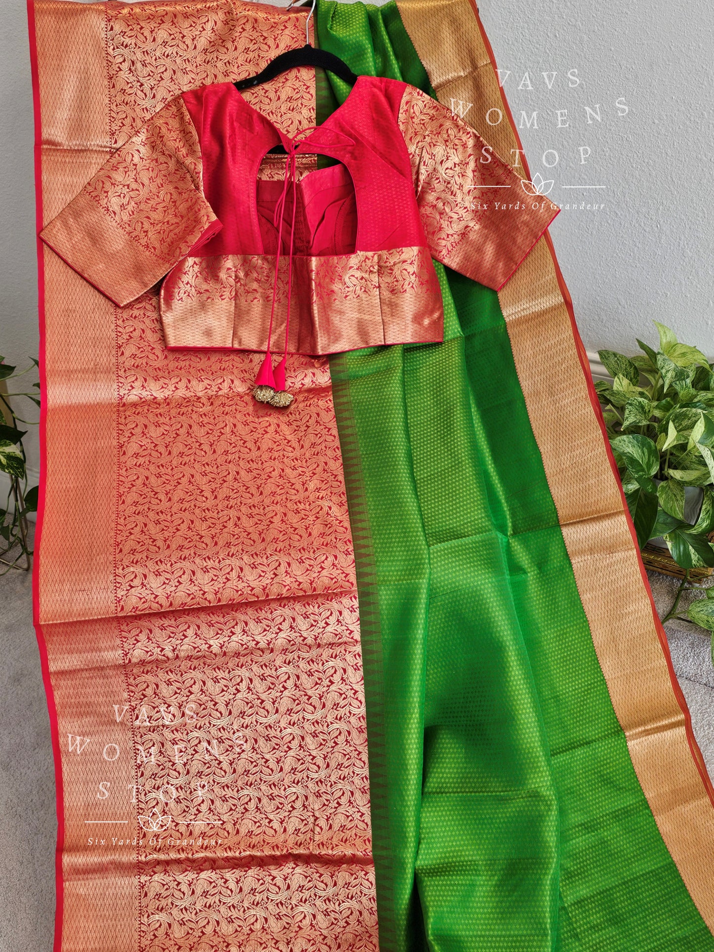 Traditional Colors Pure Kanchi Soft Silk Designer Saree - Blouse