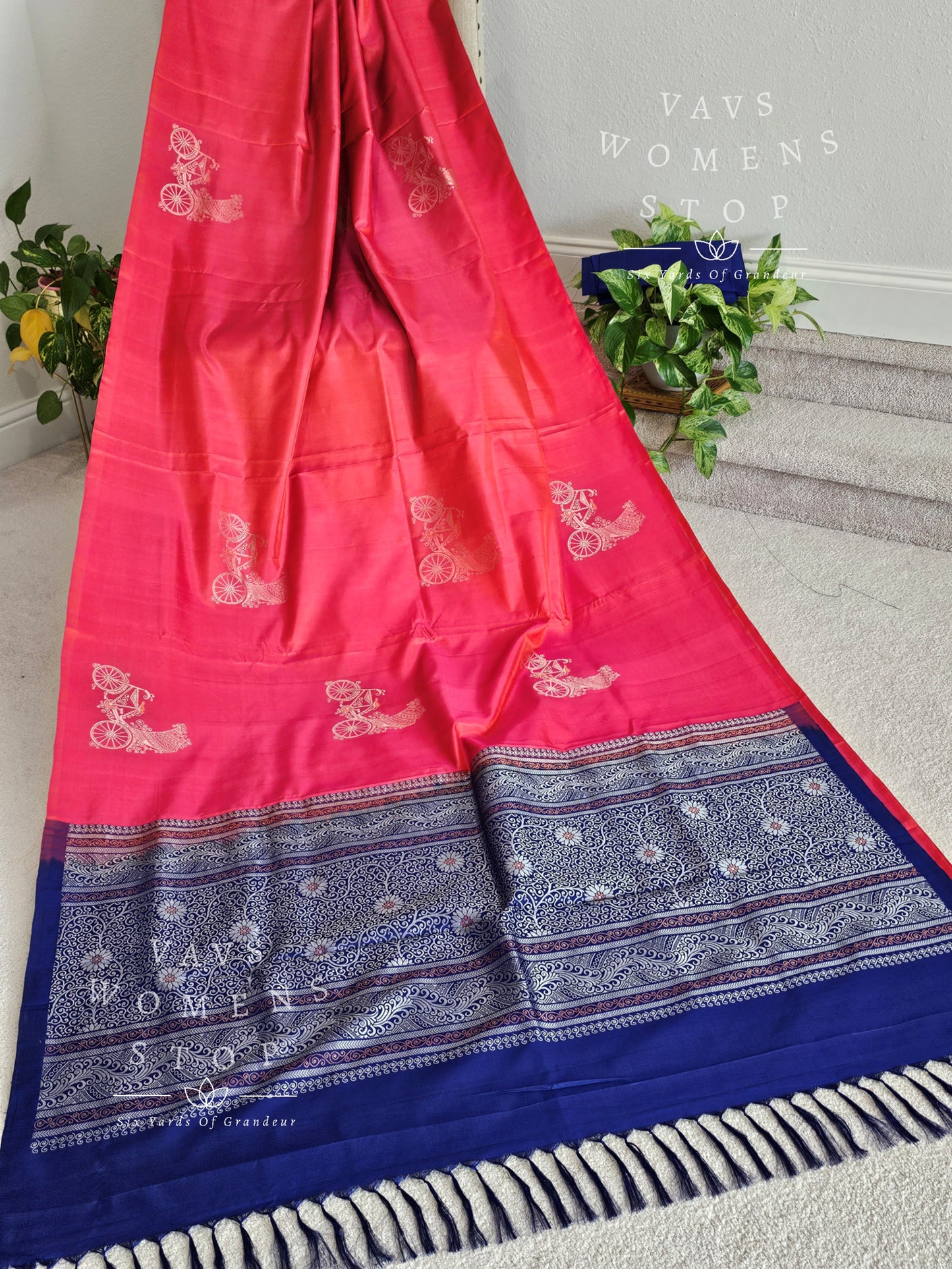 Pure Kanchi Soft Silk Borderless Saree