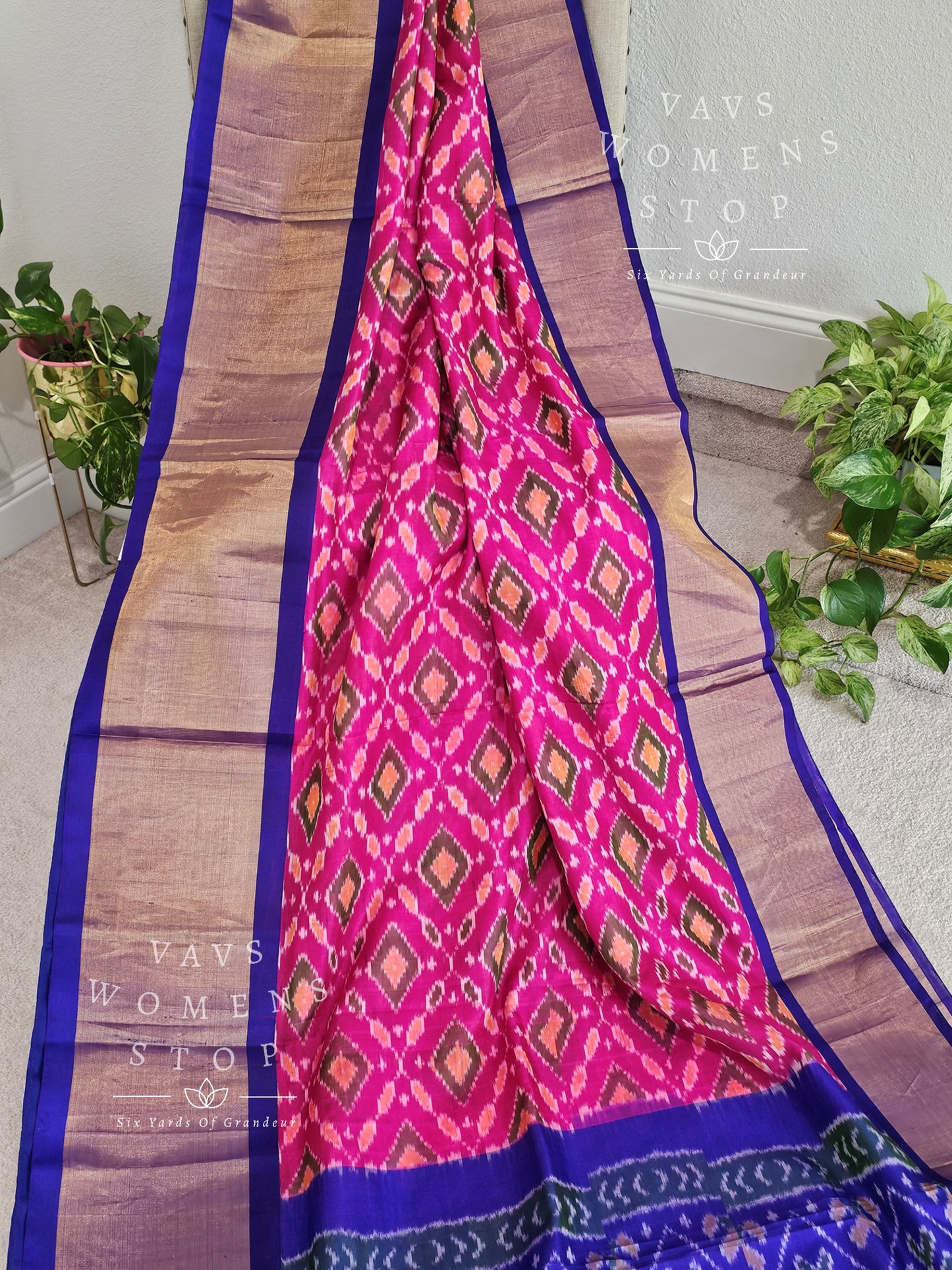 Pure Kuppadam Pochampally Designer Silk Saree - Benarasi Blouse