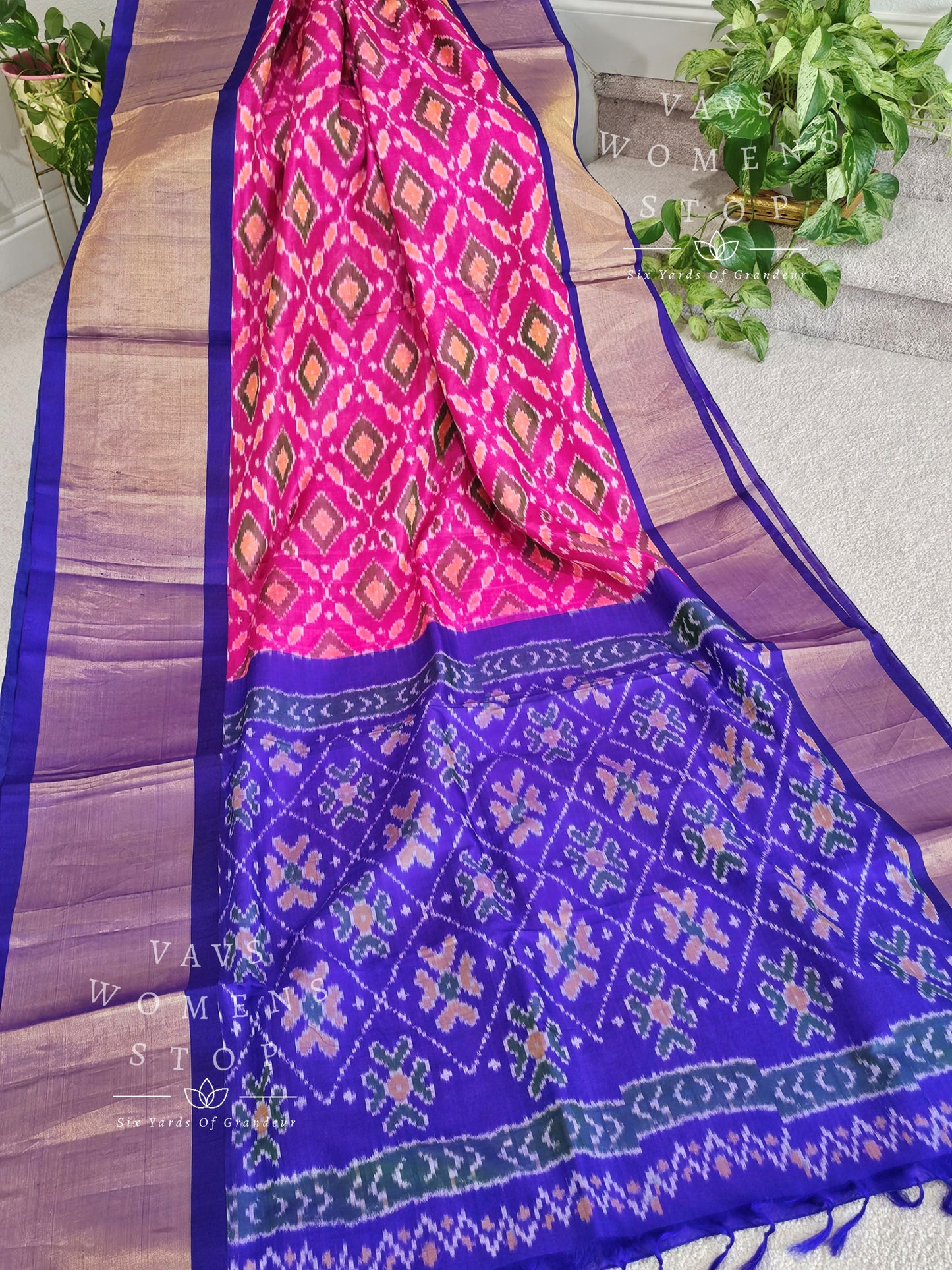Pure Kuppadam Pochampally Designer Silk Saree - Benarasi Blouse