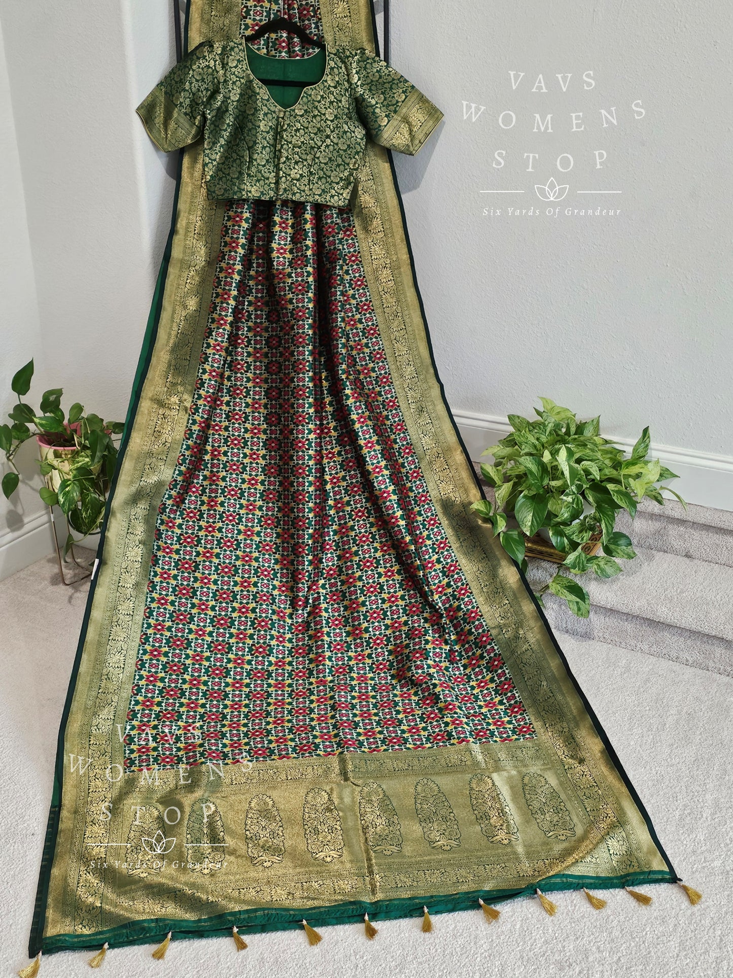 Designer Benarasi Patola Silk saree - Blouse