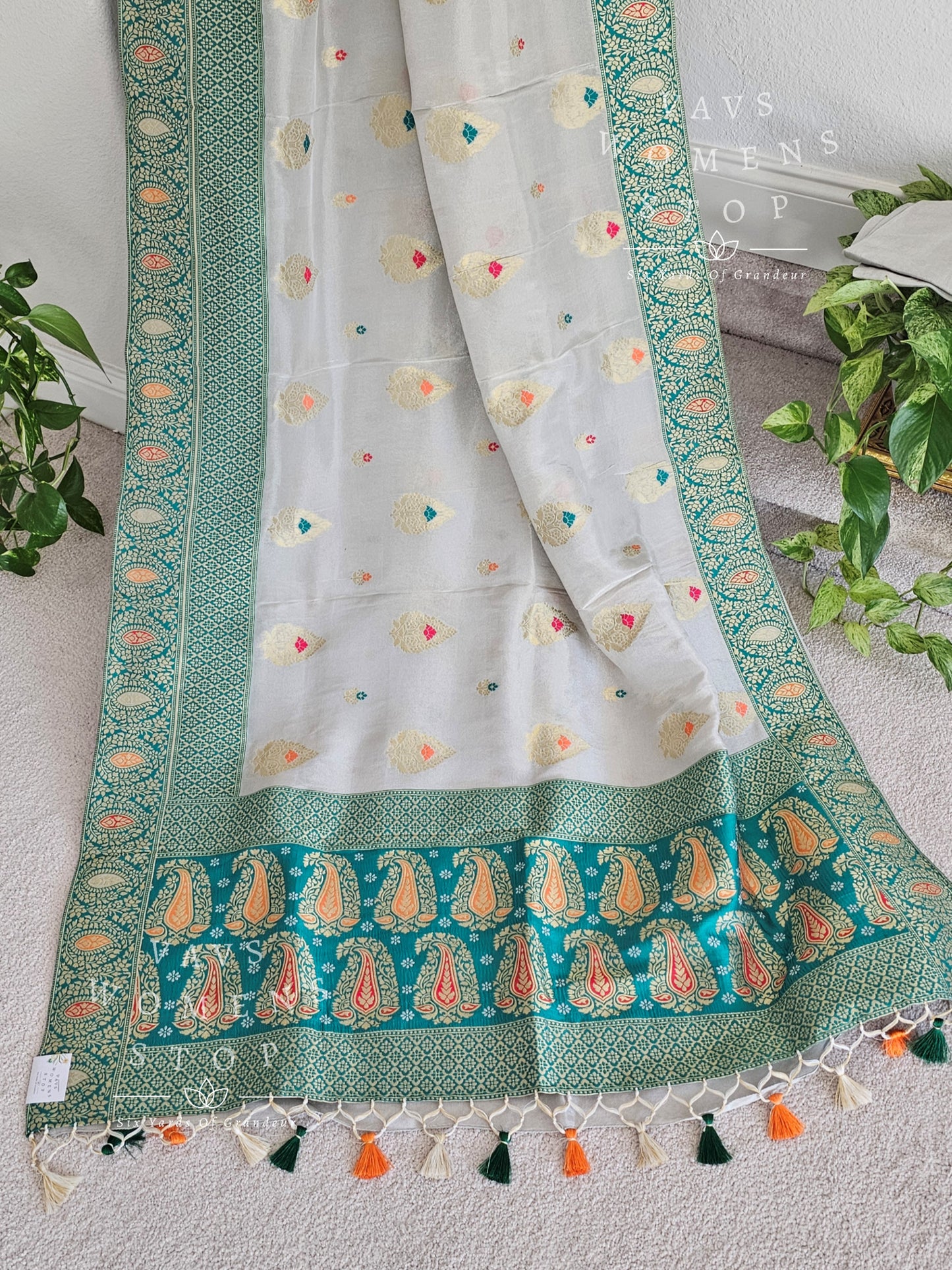 Munga Crepe Silk Tissue Saree - Benarasi Blouse