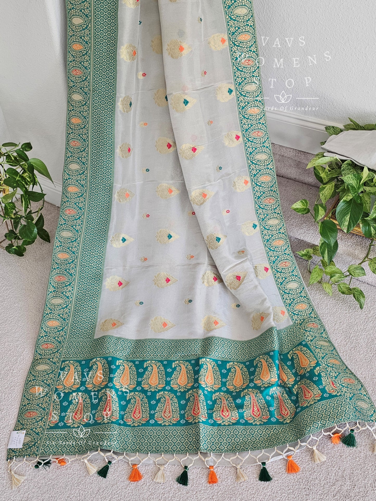 Munga Crepe Silk Tissue Saree - Benarasi Blouse