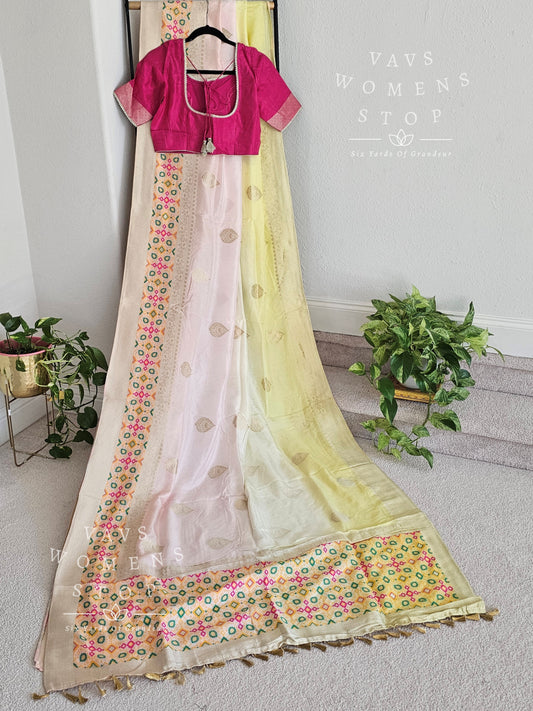 Munga Benarasi Shaded Crepesilk Patola Saree - Blouse