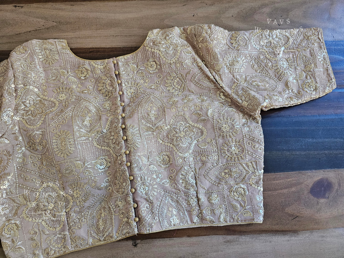 Heavy Machine Embroidery Designer Tissue Blouse