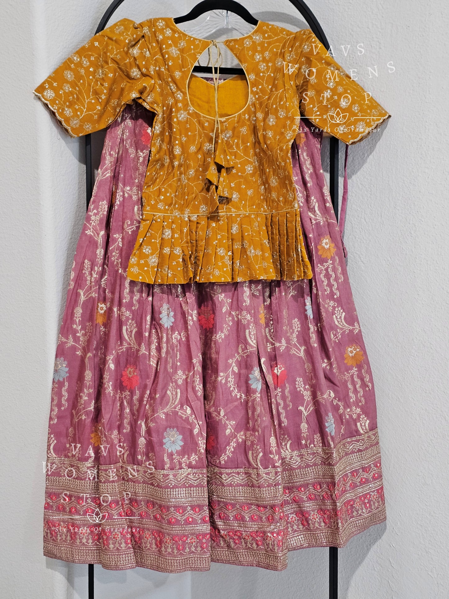 Munga Benarasi Tissue Lehenga Set