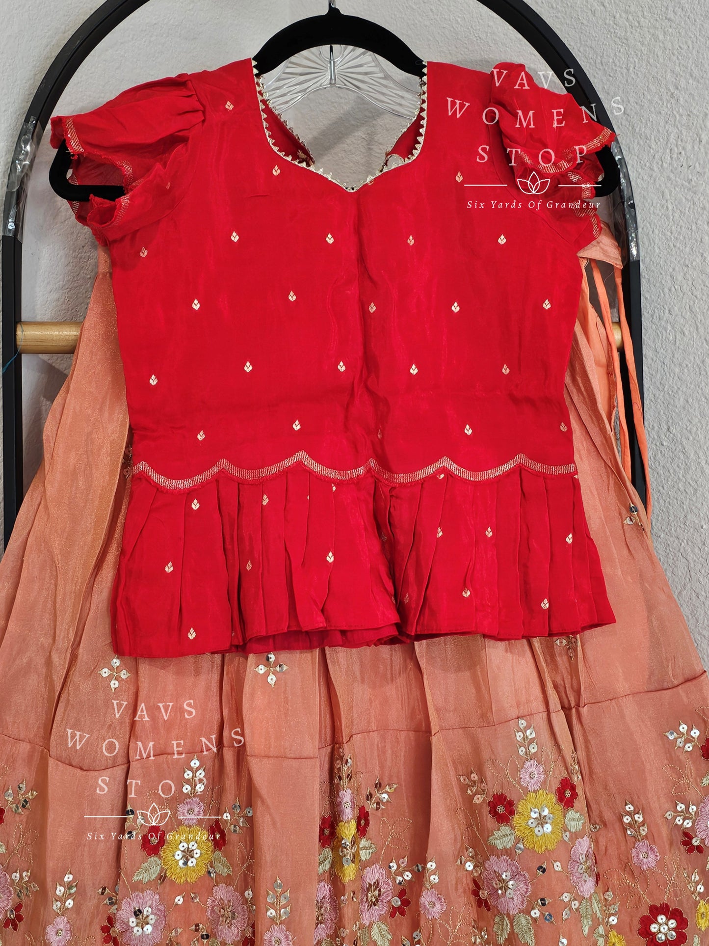 Munga Benarasi Tissue Lehenga Set