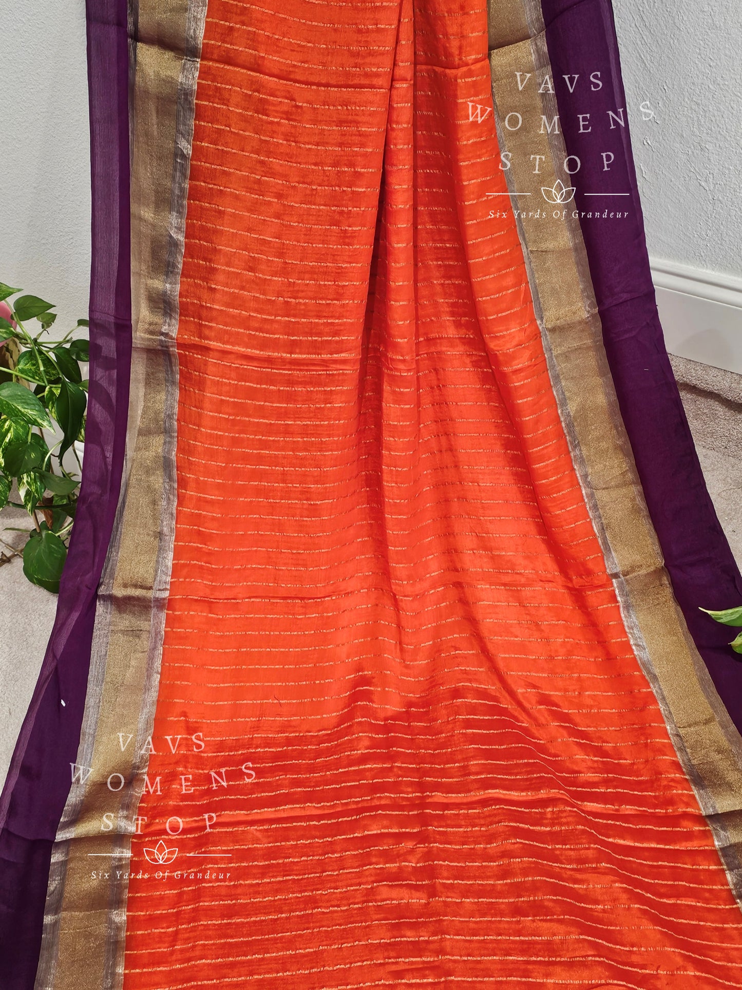 Pure Wrinkle Crepe Silk Saree - Benarasi Blouse