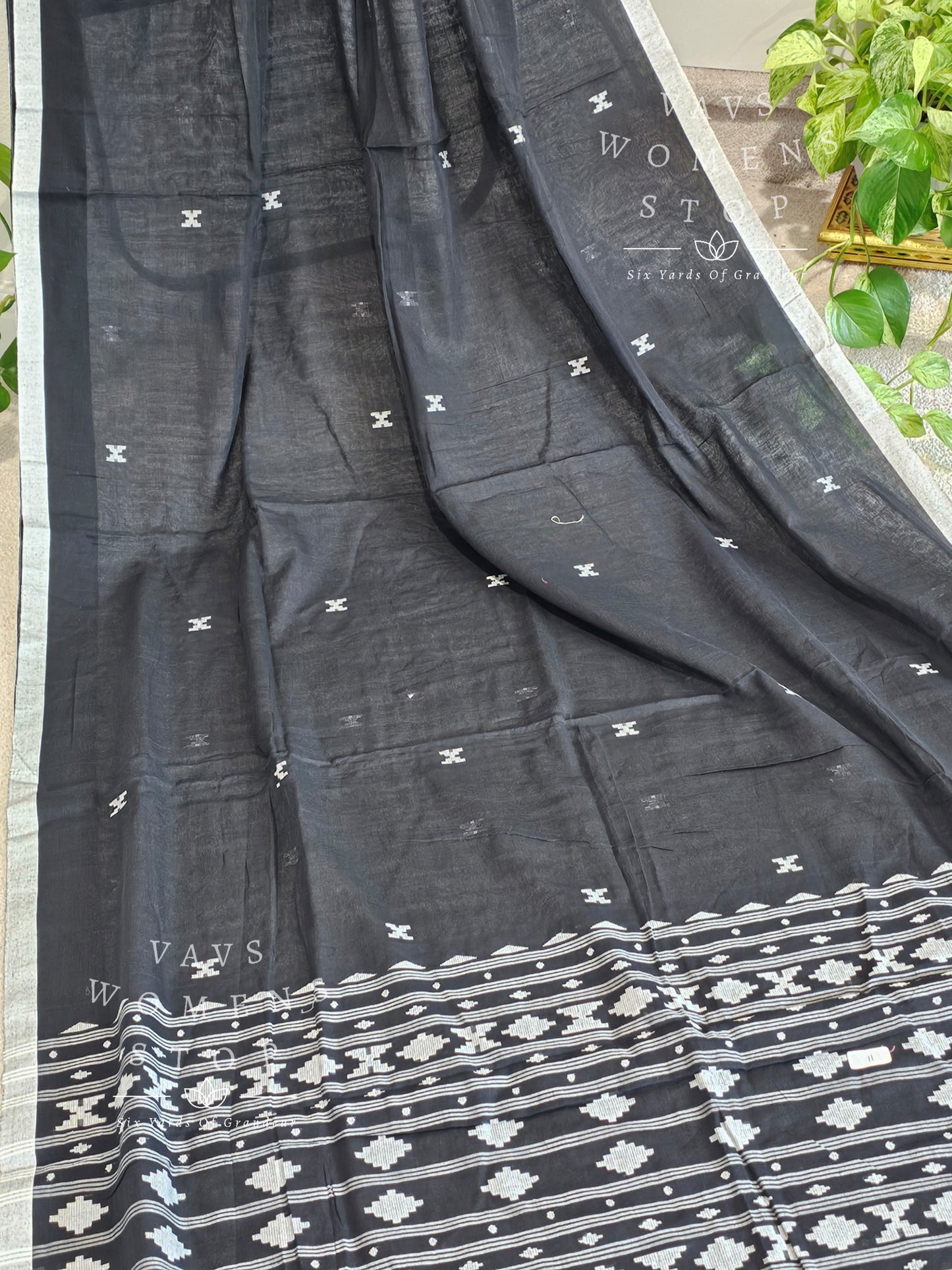 Mrunal Thakur Inspired Pure Organic Khadi Cotton Designer Saree