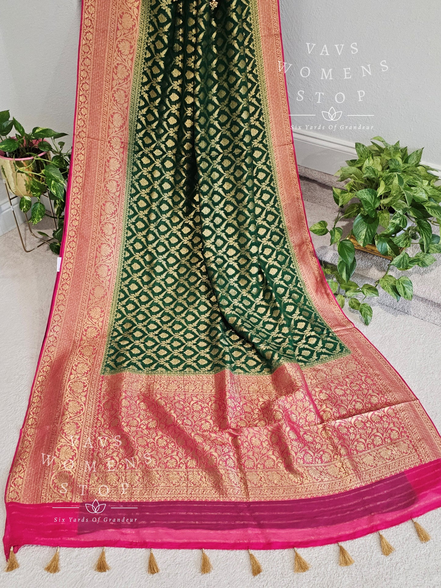 Pure Khaddi Georgette Powerloom Saree - Blouse
