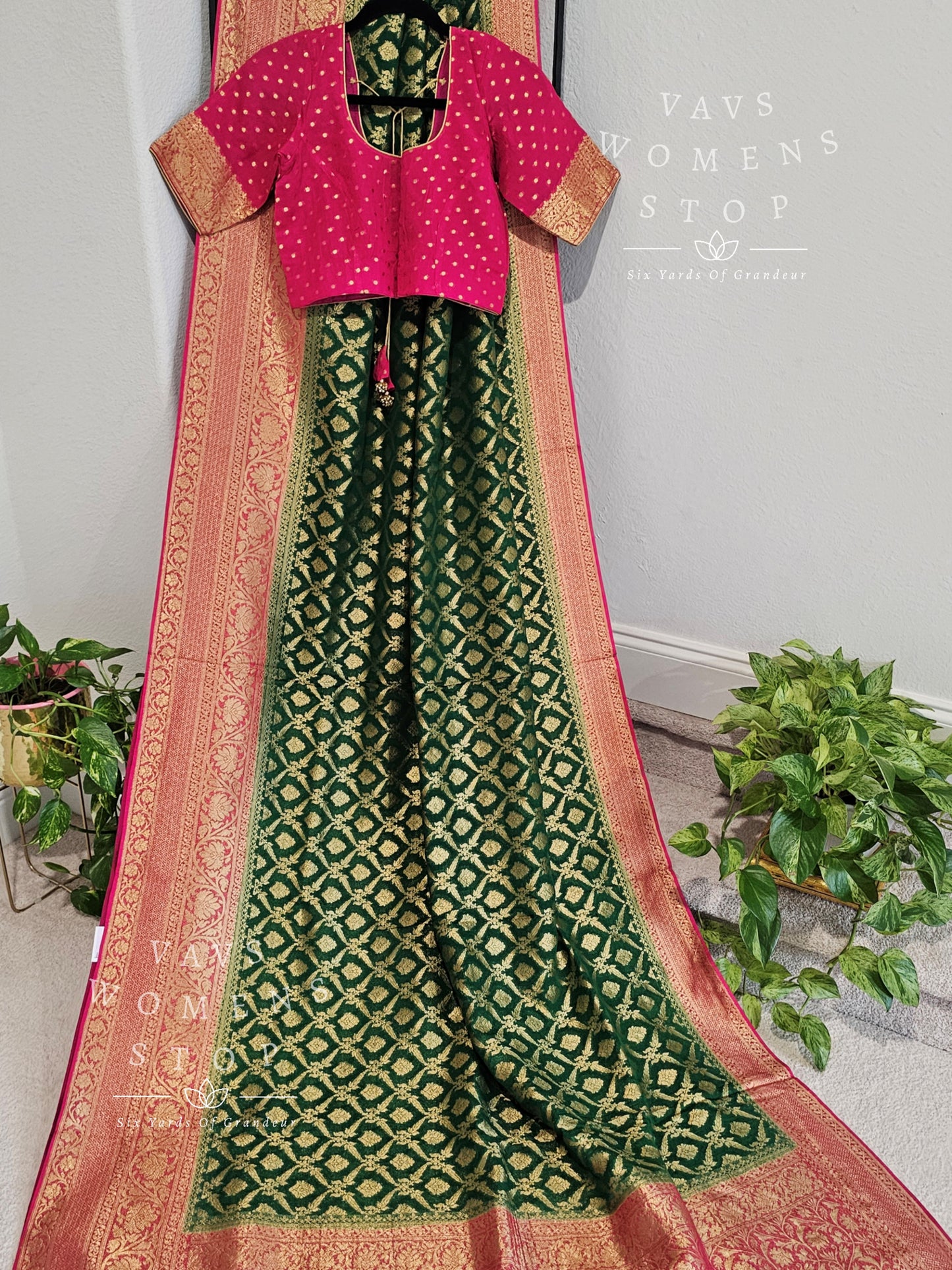 Pure Khaddi Georgette Powerloom Saree - Blouse