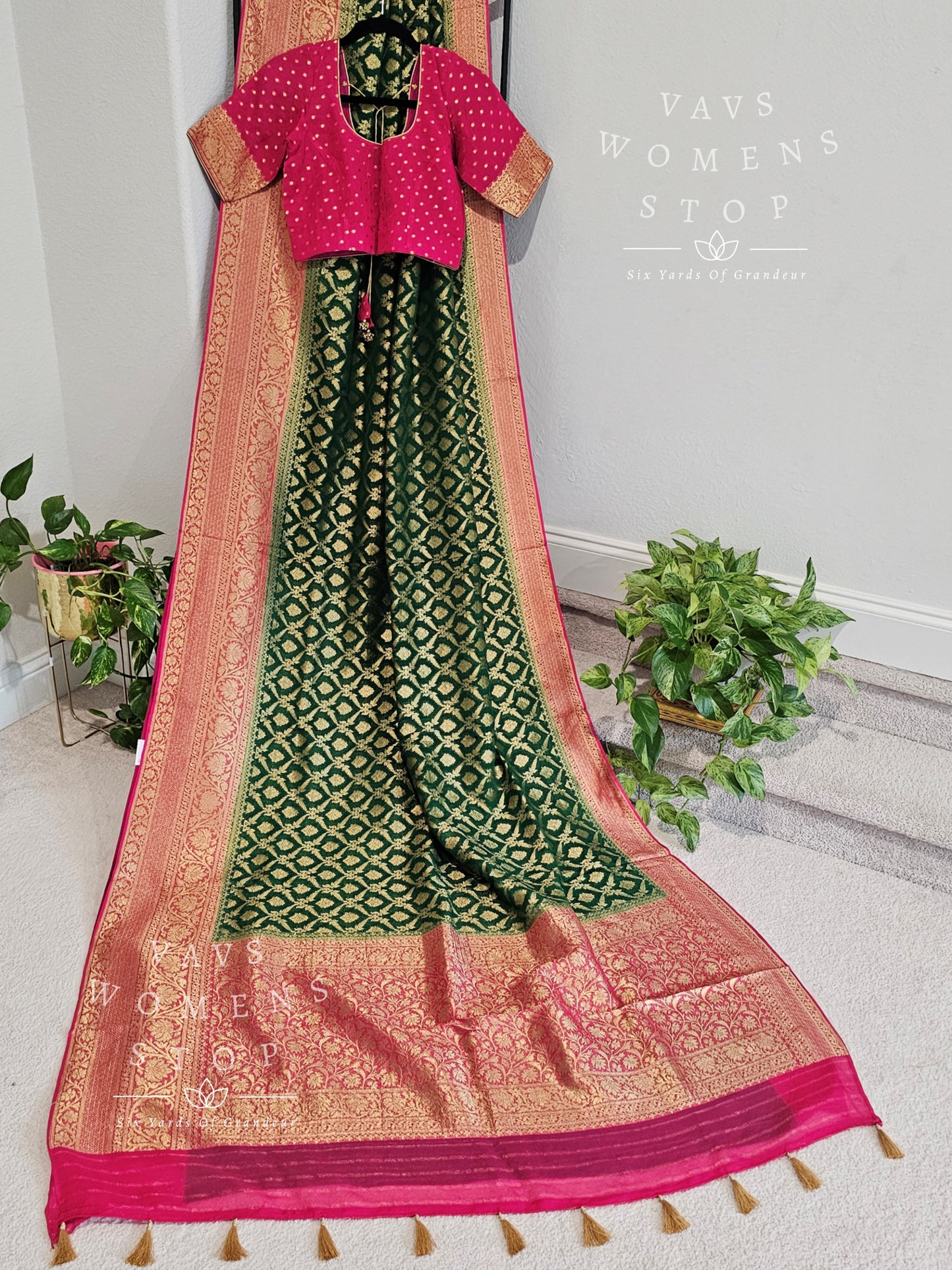 Pure Khaddi Georgette Powerloom Saree - Blouse