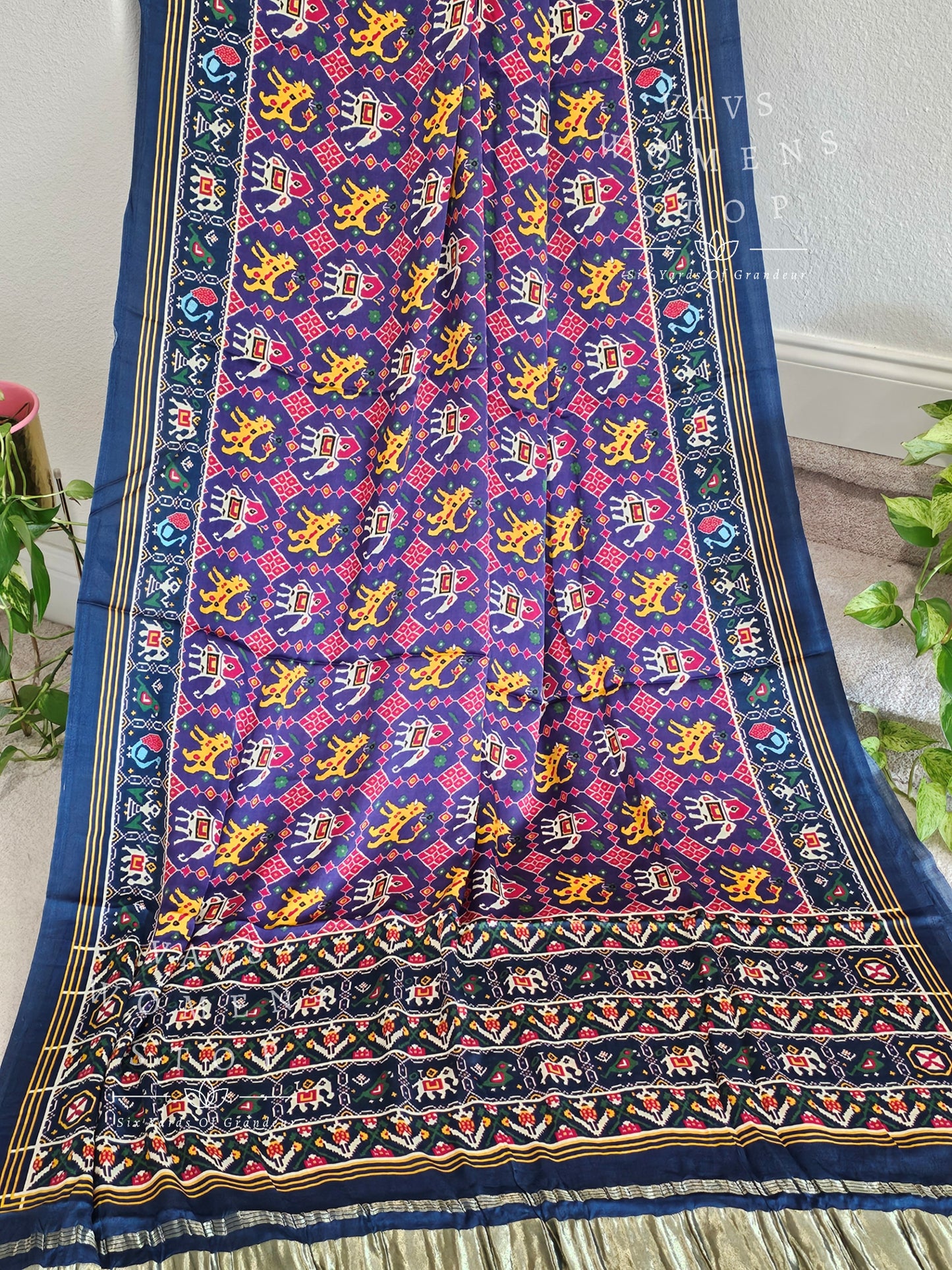 Pure Gaji Silk Patola Prints Saree - Blouse