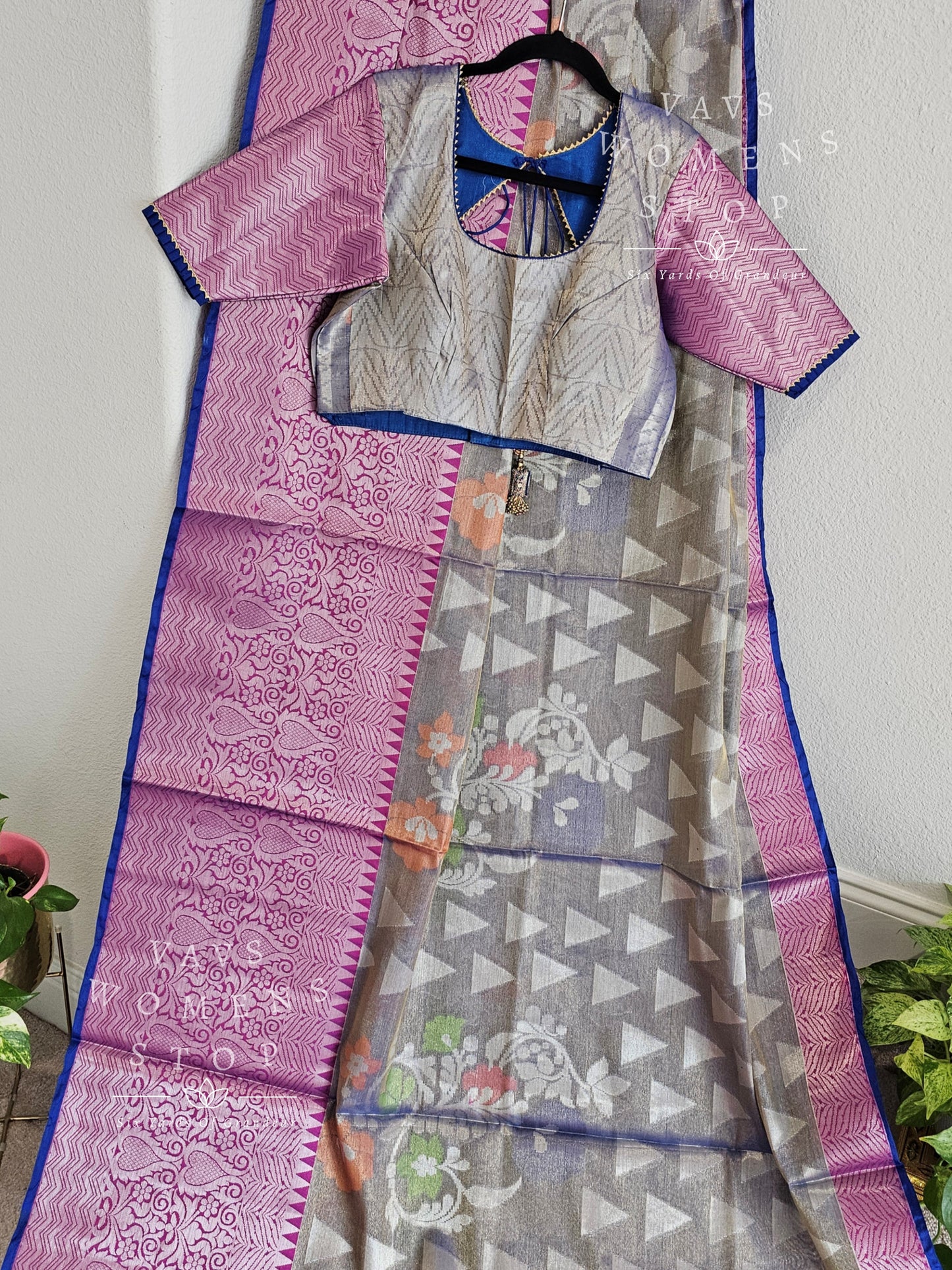 Soft Warm Tissue Silk Saree - Blouse