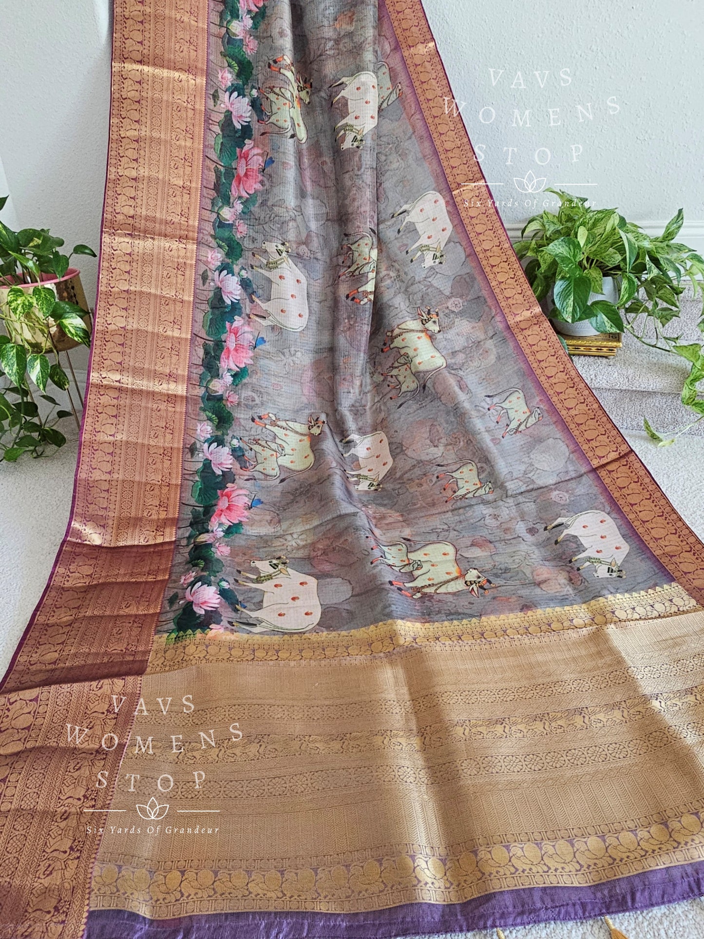 Fine Quality Kota Silk Kanchi Border Pichwai Prints Saree - Blouse