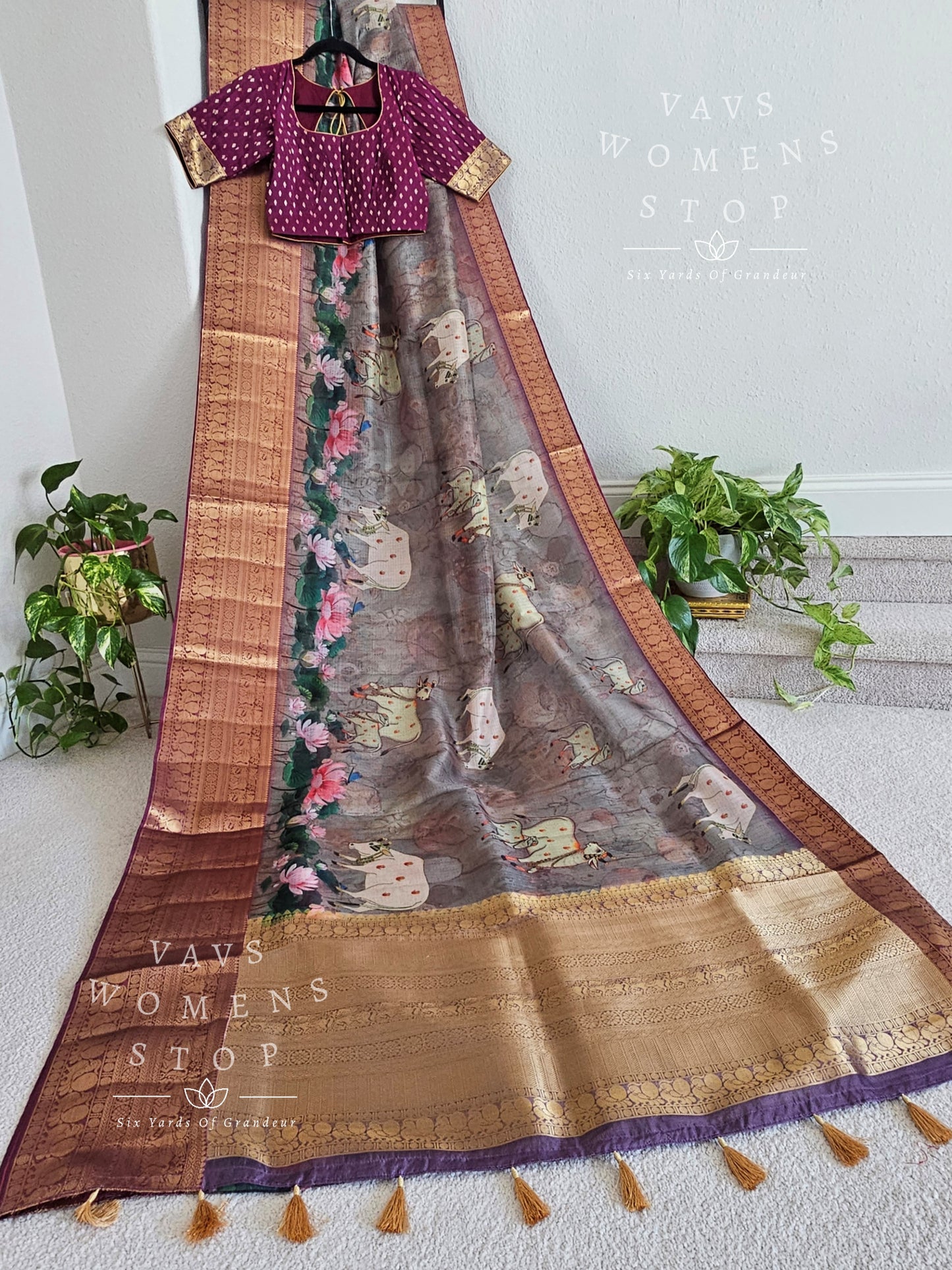 Fine Quality Kota Silk Kanchi Border Pichwai Prints Saree - Blouse