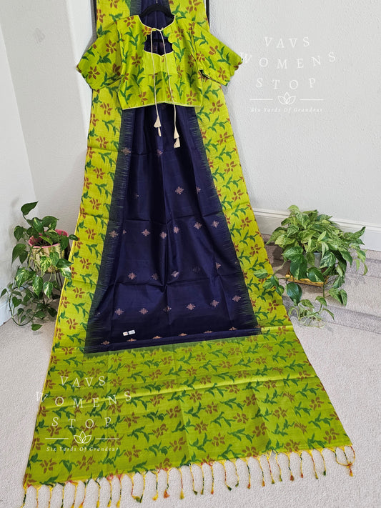 Pure Kanchi Soft Silk Muggu Butta Pochampally Border Designer Saree - Blouse