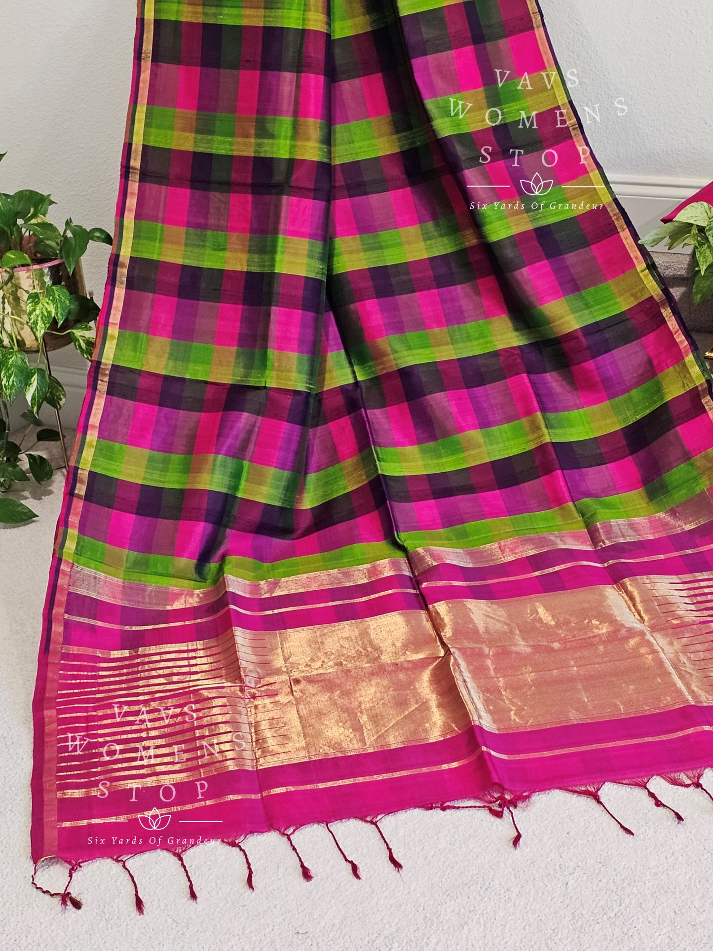 Pure Dupion Checks Pattern Pattu Silk Saree