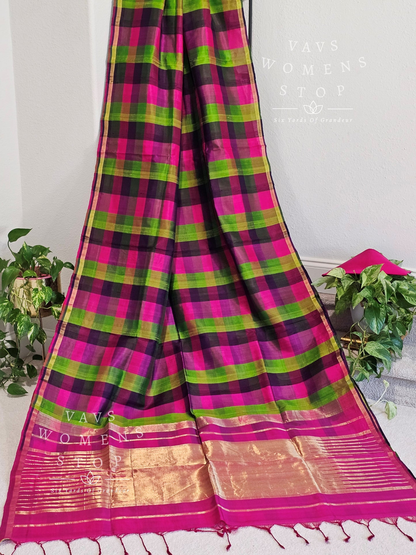 Pure Dupion Checks Pattern Pattu Silk Saree