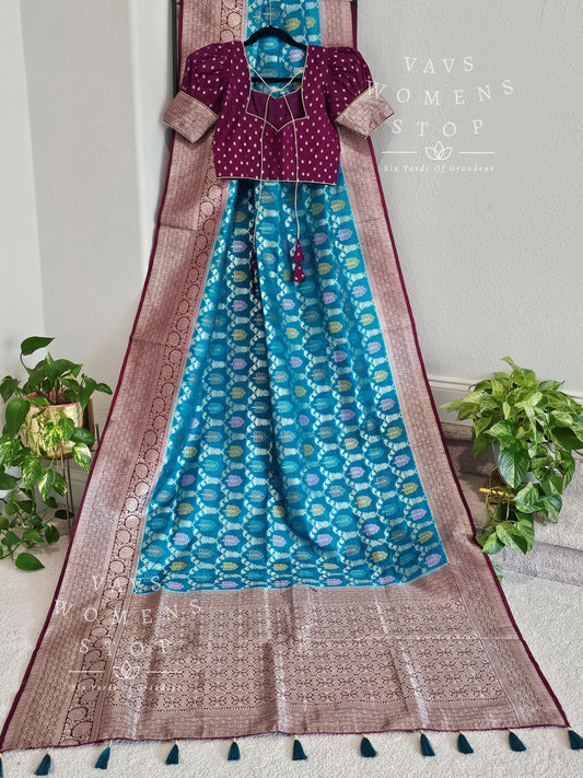 Blended Soft Warm Linen Benarasi Style Saree - Blouse