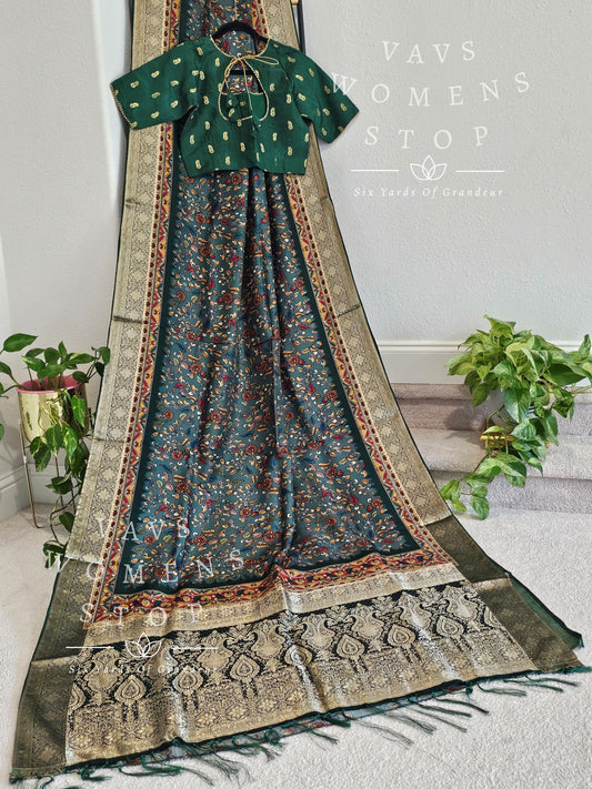 Munga Crepe Silk Kalamkari Digital Print Saree - Blouse