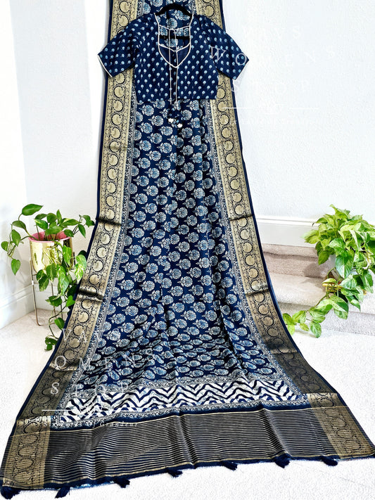 Indigo Blue Munga Crepe Silk Ajrakh Digital Print Saree - Blouse