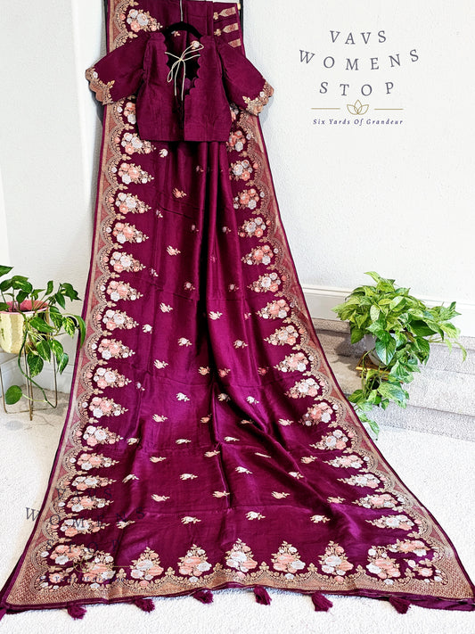 Munga Benarasi Crepesilk Scalloped Border Saree - Blouse