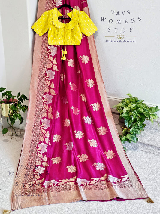 Munga Benarasi Crepe Silk Saree - Blouse