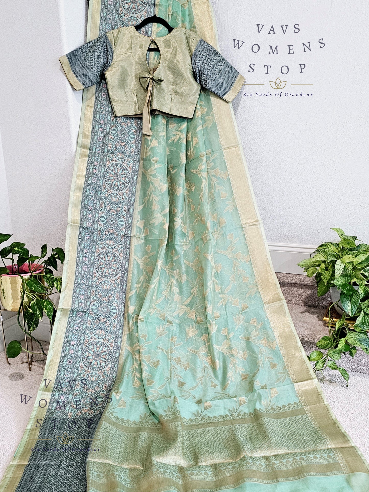 Semi Warm Organza Saree - Blouse