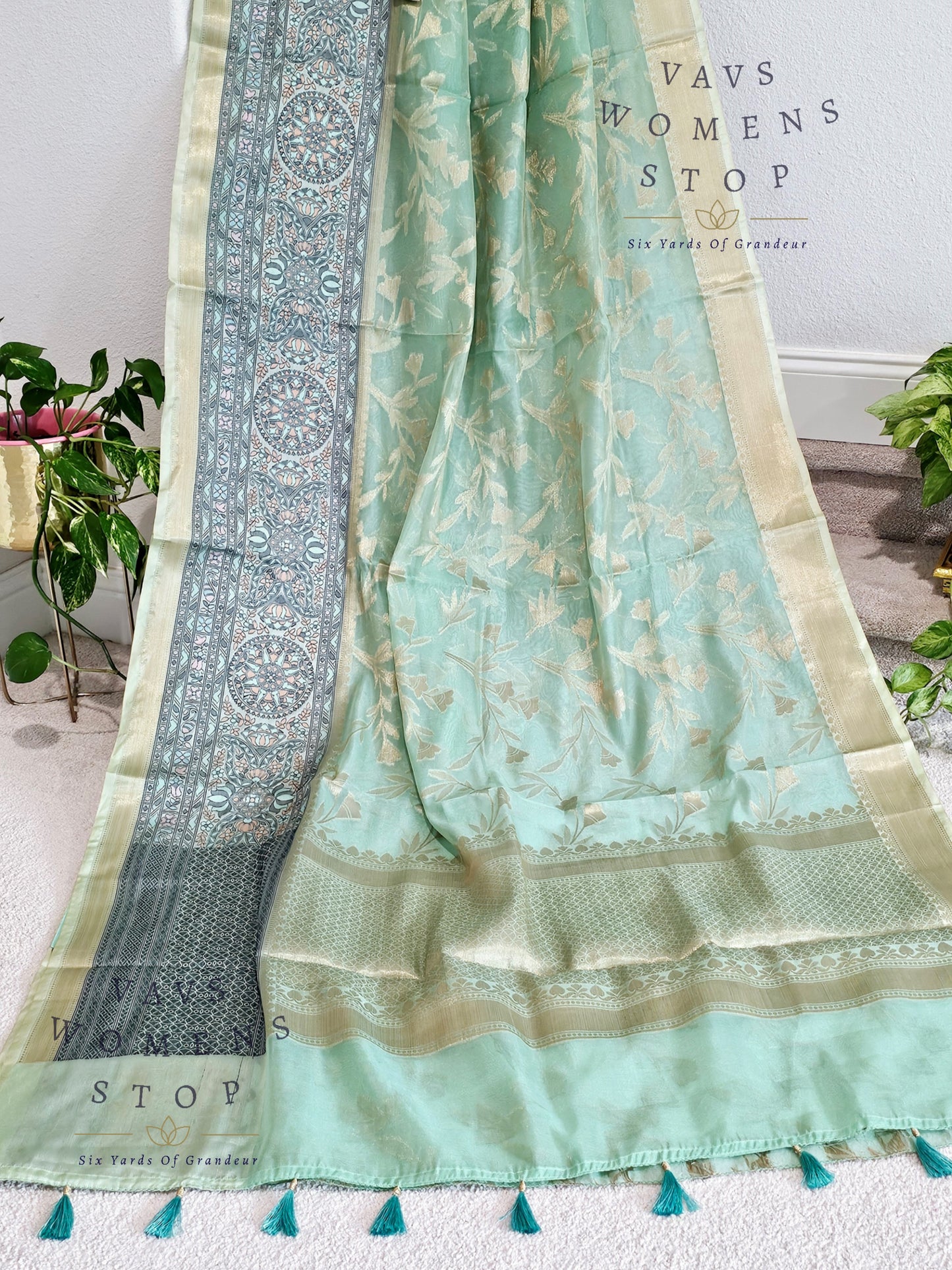 Semi Warm Organza Saree - Blouse