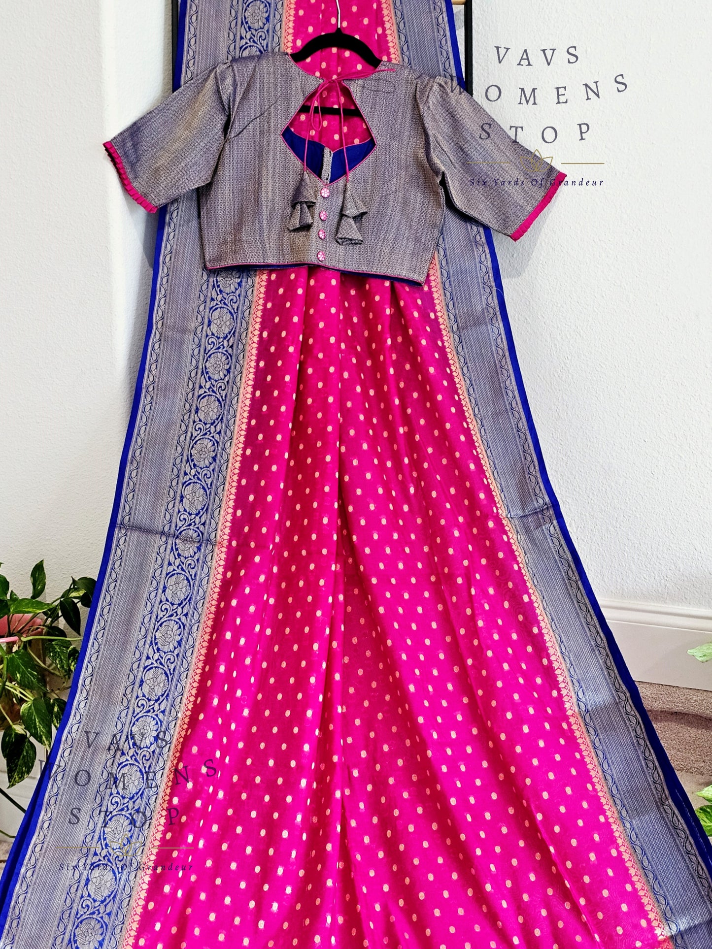 Semi Georgette Silk Cotton Saree - Blouse