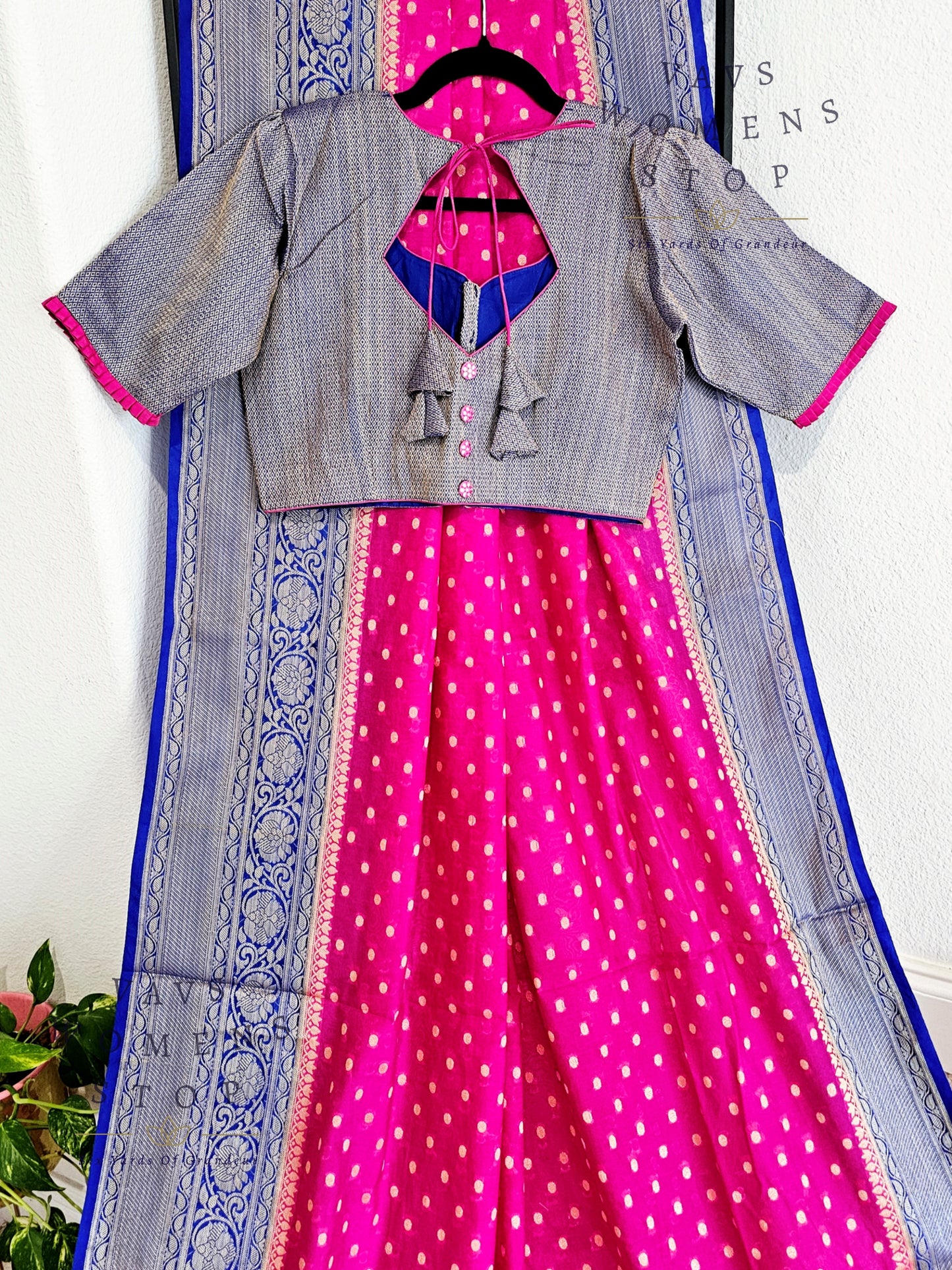 Semi Georgette Silk Cotton Saree - Blouse
