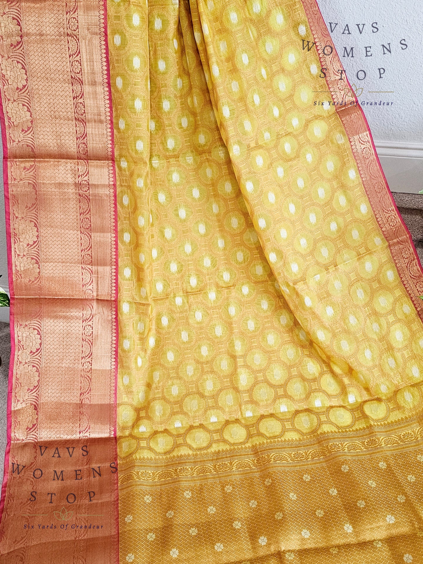 Semi Warm Organza Saree - Blouse