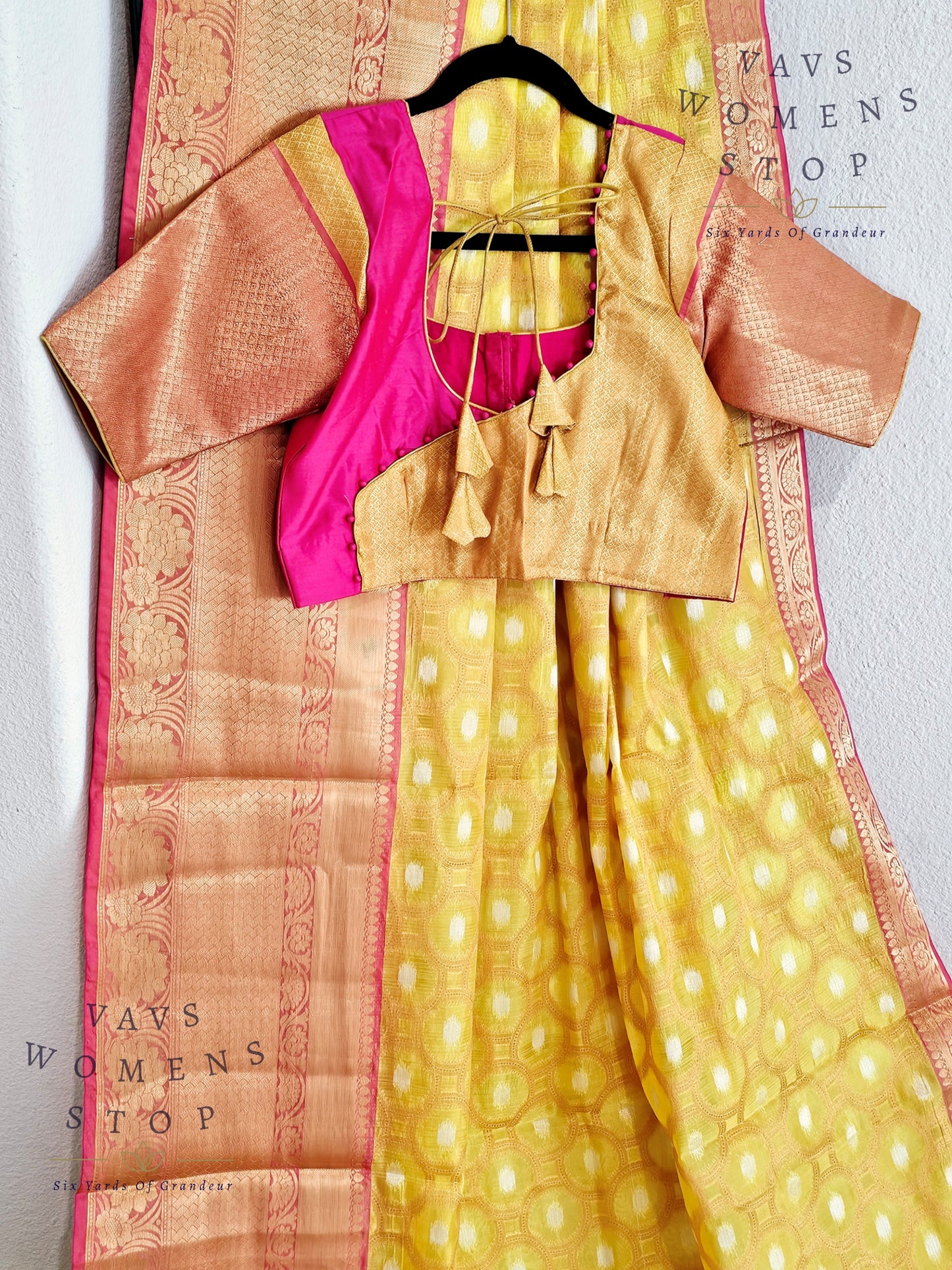 Semi Warm Organza Saree - Blouse