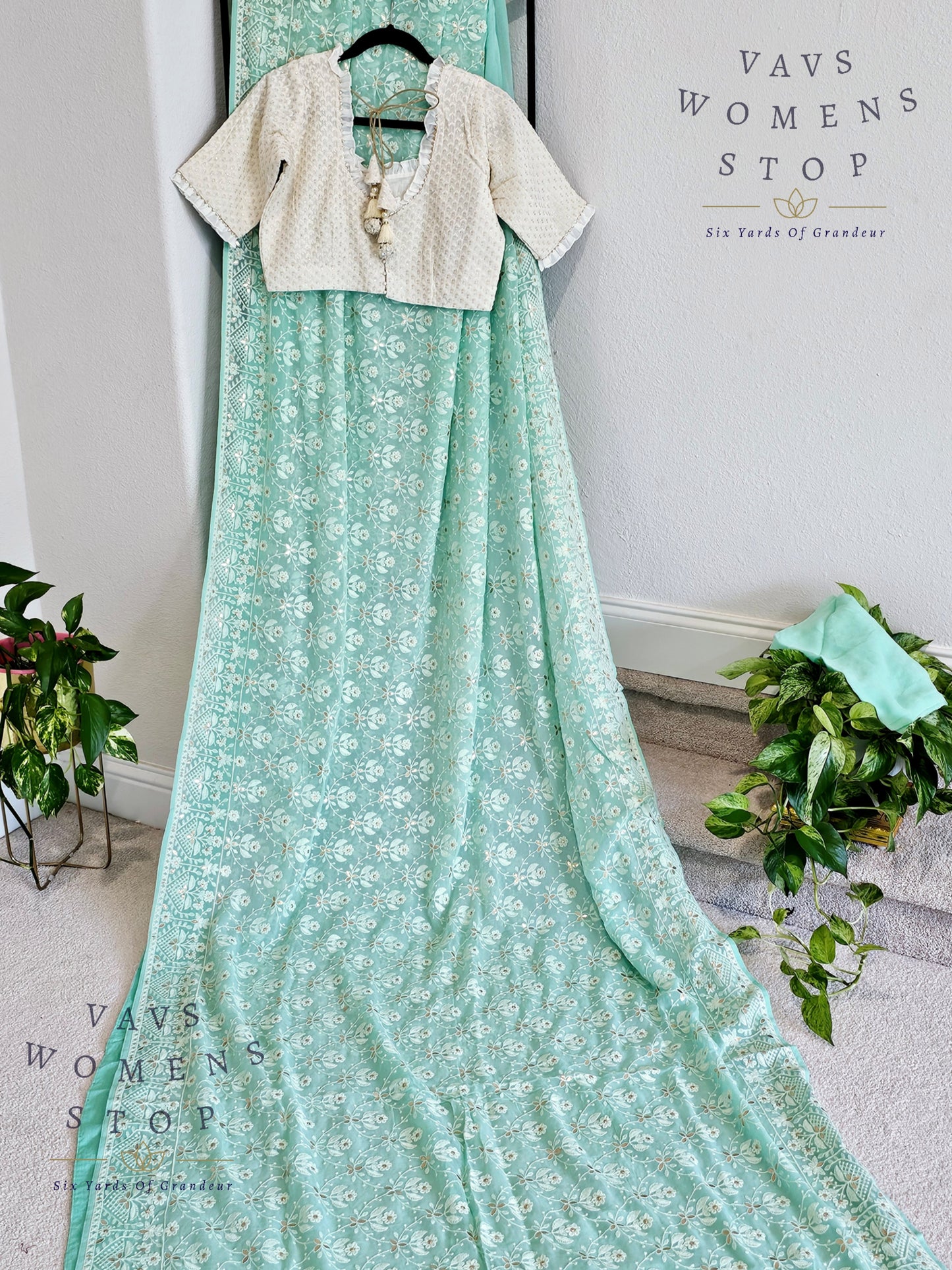 Pure Viscose Chikankari Georgette Gotta Patti Work Embroidery Saree - Pure Georgette Chikankari Blouse