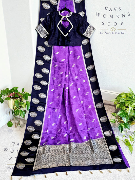 Classy Mango Silk Saree - Blouse