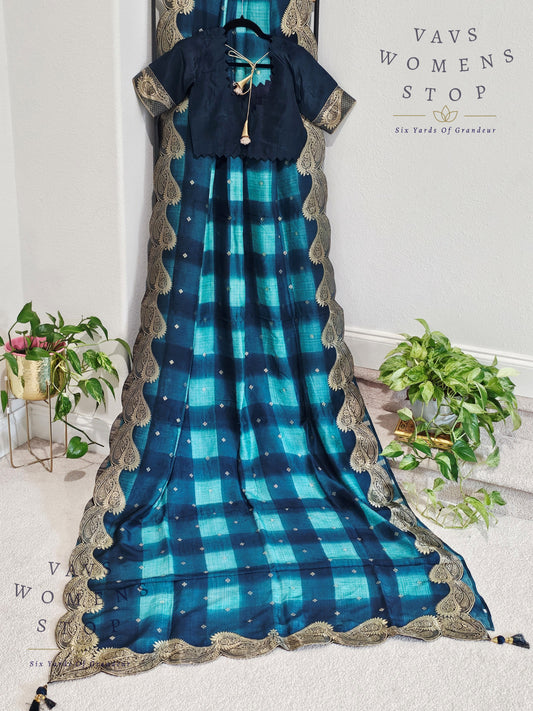 Munga Benarasi Crepesilk Scalloped Border Saree - Blouse