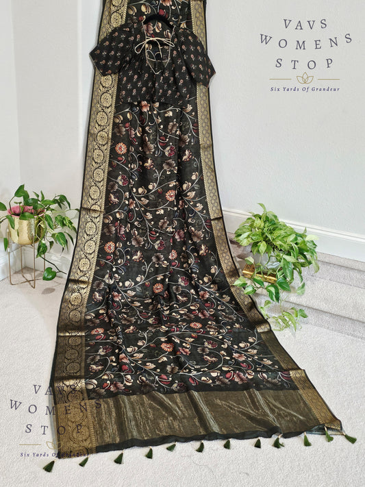 Munga Crepe Silk Kalamkari Digital Print Saree - Blouse