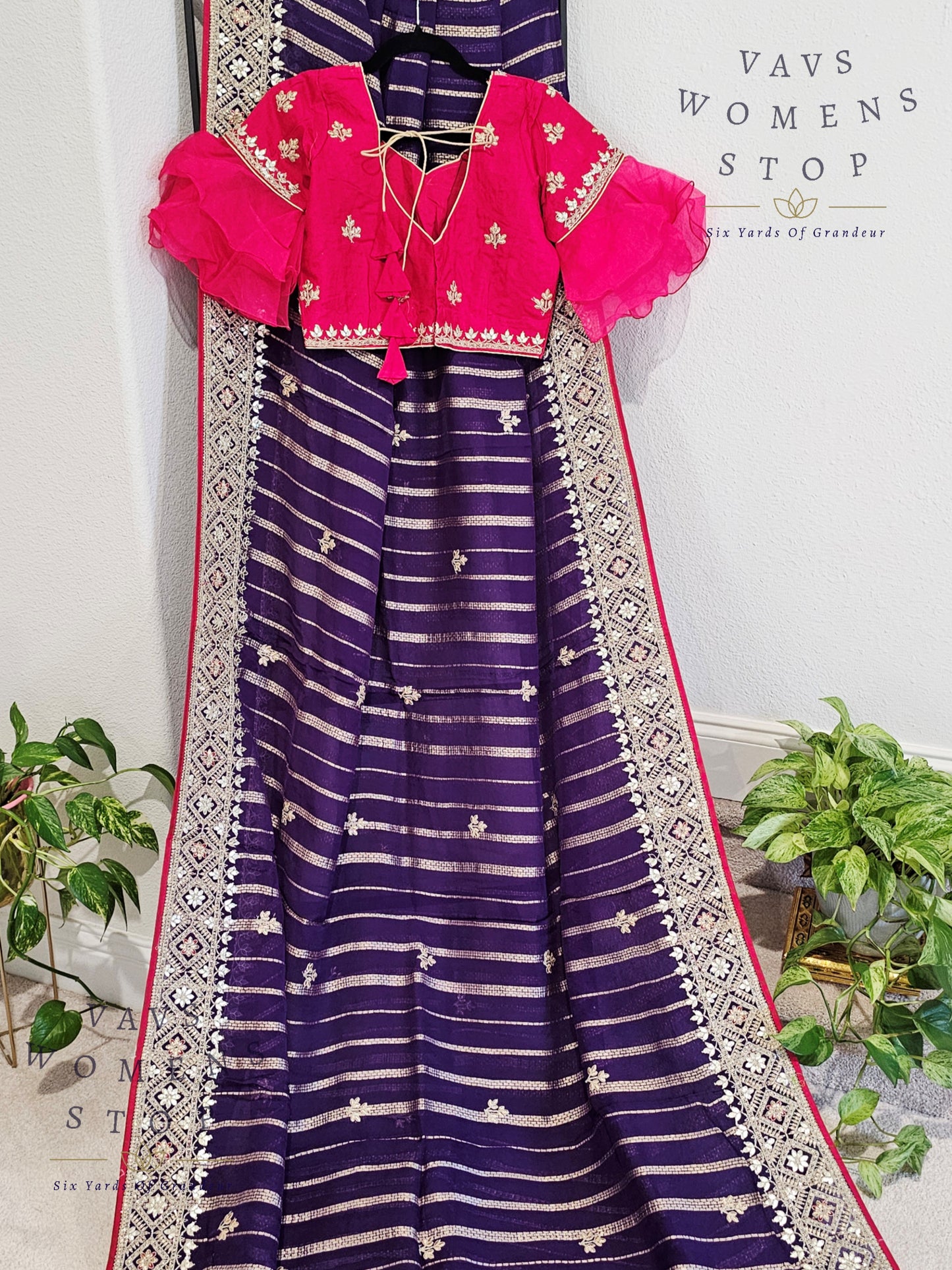 Designer Soft Khaddi Organza Gota Patti Border Saree - Blouse