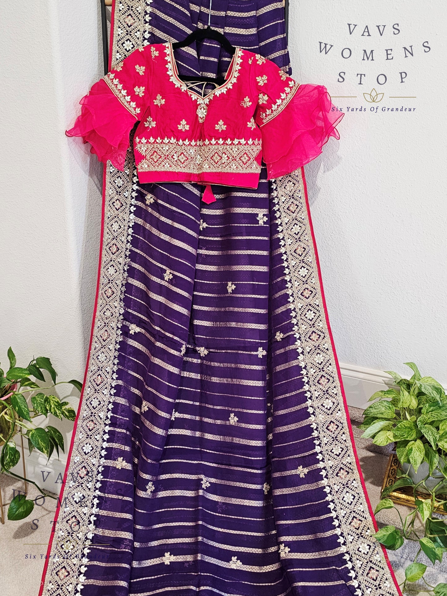 Designer Soft Khaddi Organza Gota Patti Border Saree - Blouse